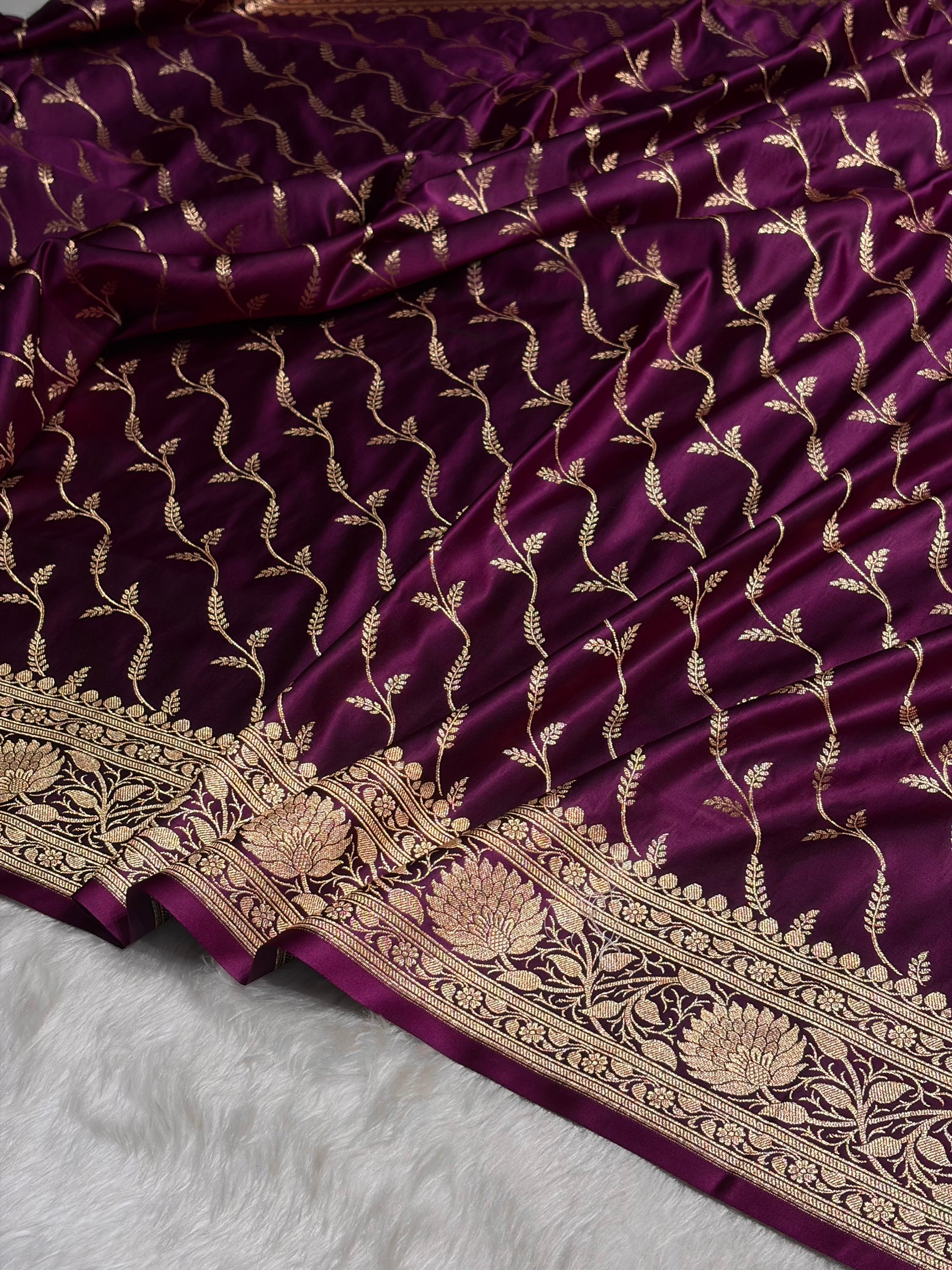 Wine Pattern Satin Katan Silk saree SK37