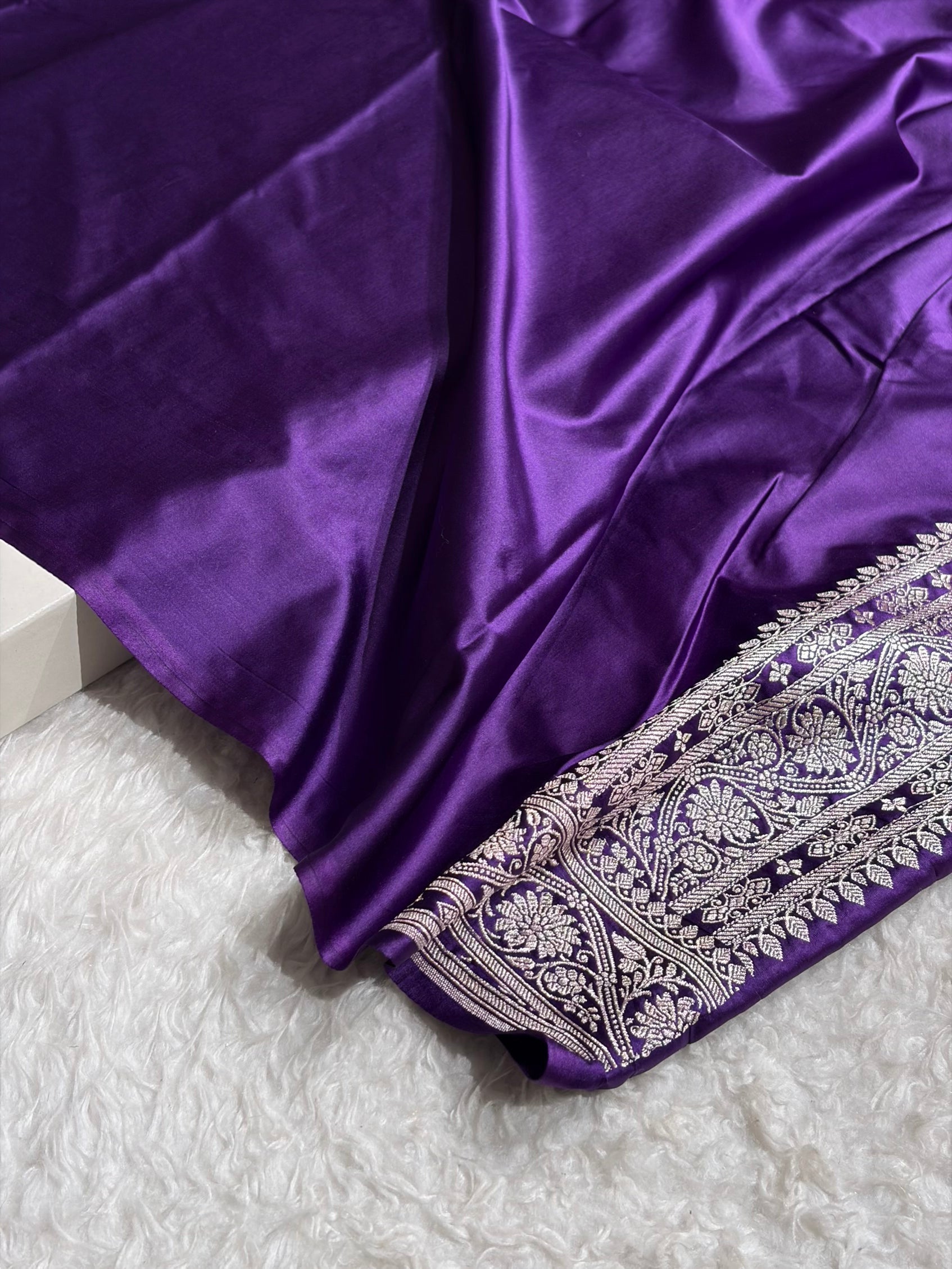 Purple Shades Floral Border Minakari Boota Mashru Silk Saree MS66