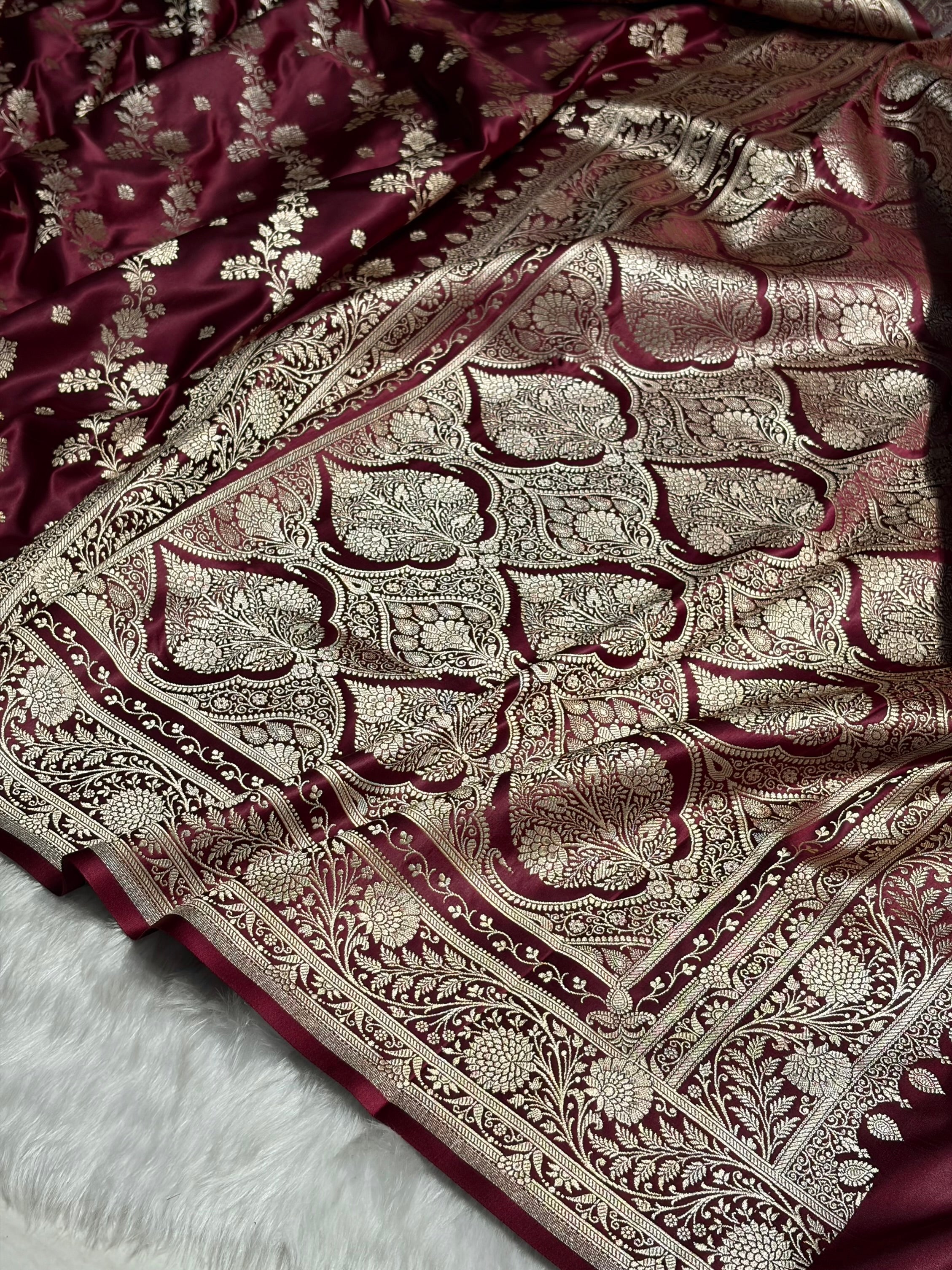 Garnet Cross & Booti Banarasi Katan Silk Saree SK24