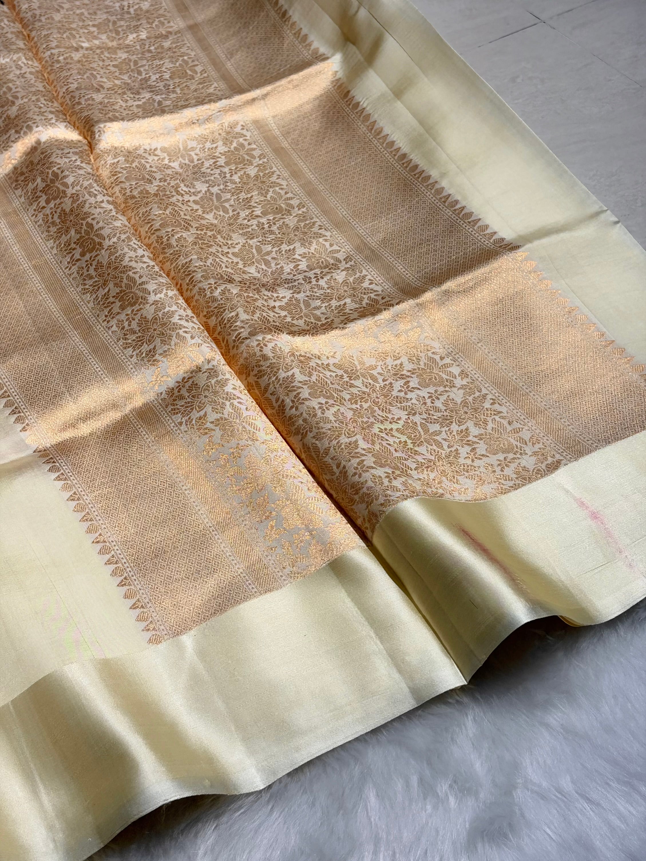 Cream Meena Boota Handwoven Raw Mango Silk RM-30
