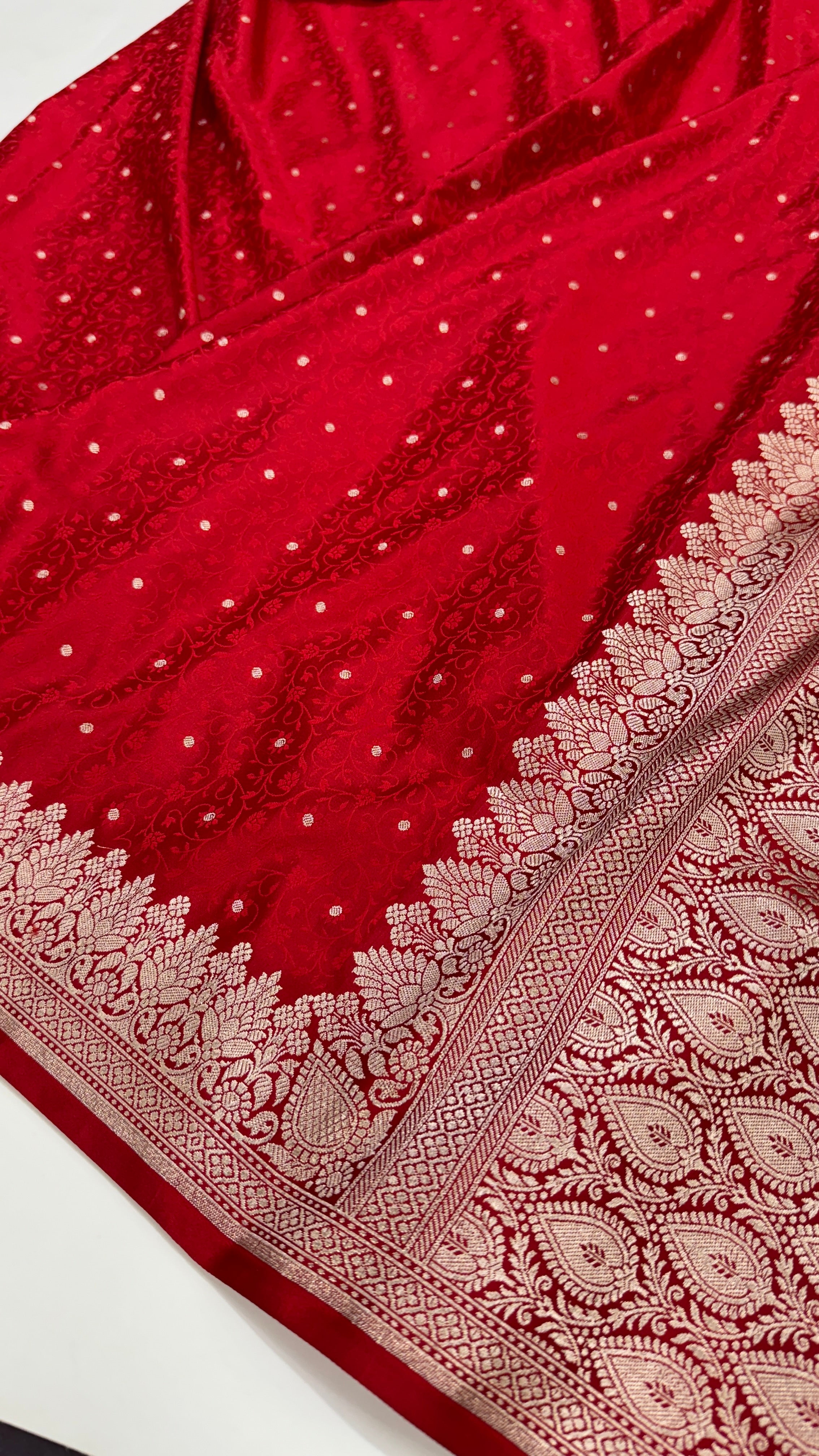 Bridal Red Tanchoi Mashru Silk Saree