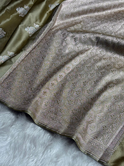 Dark Tusser Sona Rupa Floral Motif Mashru Silk Saree MS50