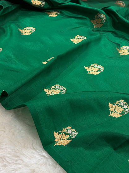 Banarasi Bottle Green Shades Minakari Boota Handwoven Pure Paper Silk Saree RM-92