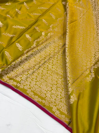 Mehndi Mauve Shade With Booti Pattern Mashru Silk Saree