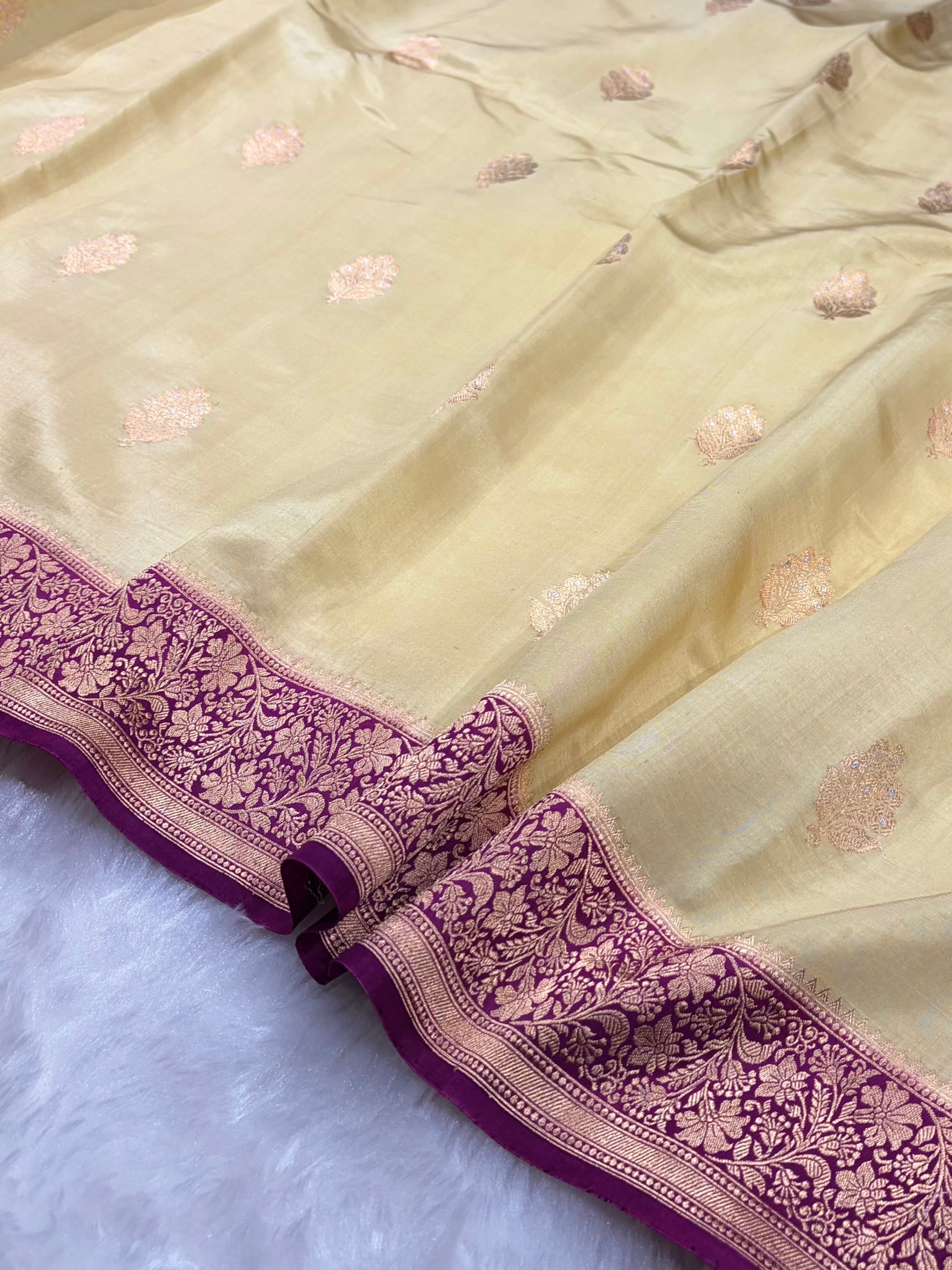 Banarasi Tusser With Purple Contrast Shades Meenakari Boots Handwoven Pure Paper Silk Saree RM-90