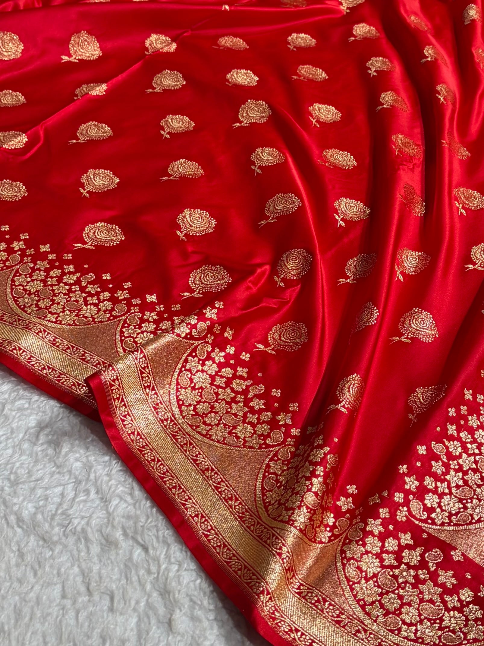 Banarasi Satin Katan Saree With Boota in Red Shades SK111