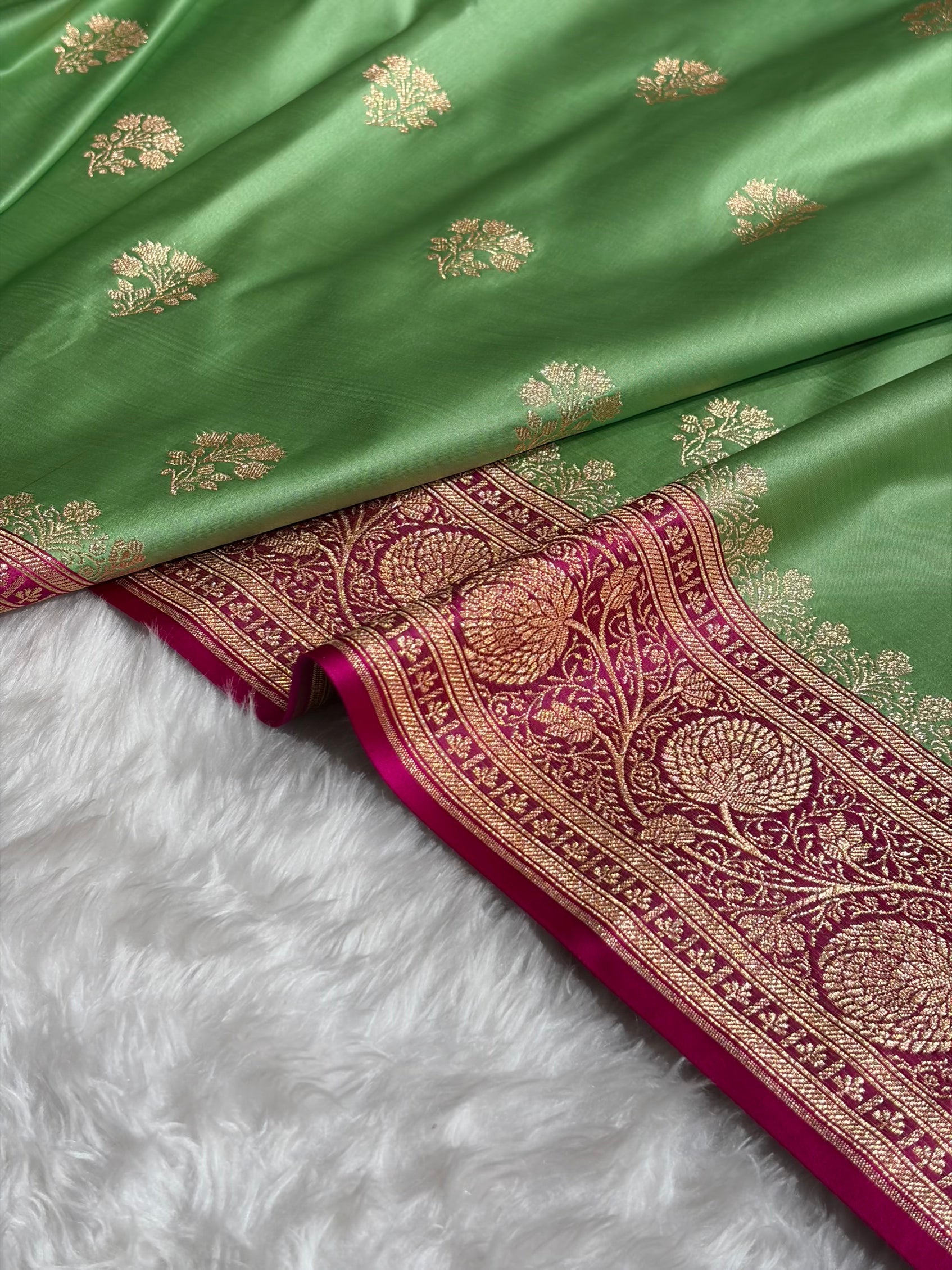 Pista Green- Rani Banarasi Boota Katan Silk Saree SKM29