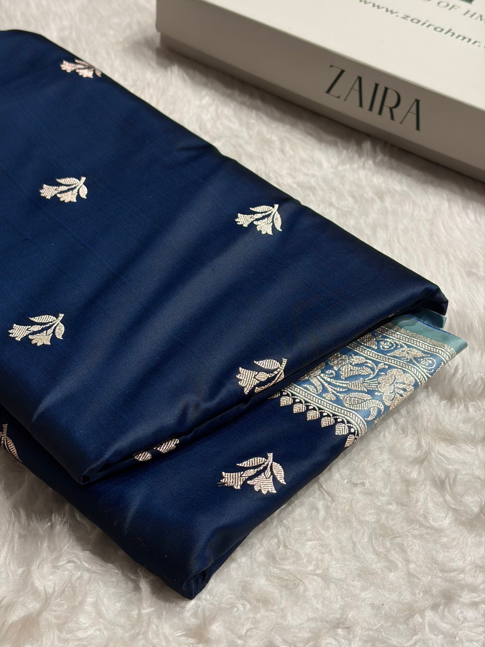 Contrast Peacock / Sky Blue  Shades Banarasi Booti Pattern Mashru Silk Saree MSM-138