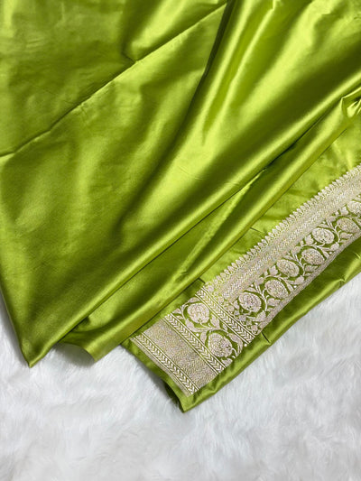 Parrot Green Minakari Boota Mashru Silk Saree MCS35
