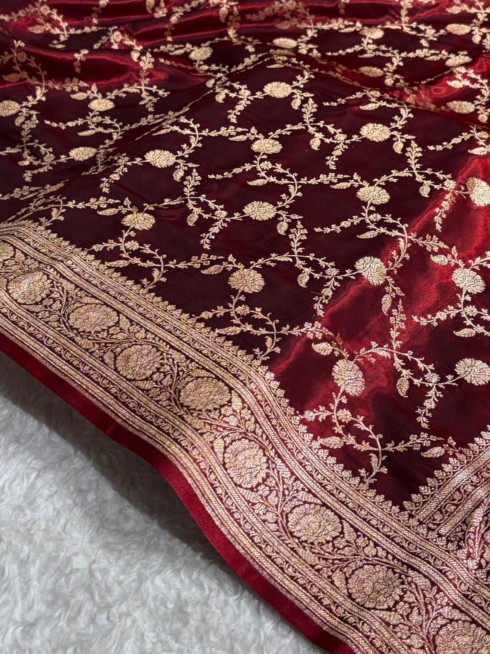 Maroon Shades Cross Pattern Banarasi Satin Silk Saree SS41
