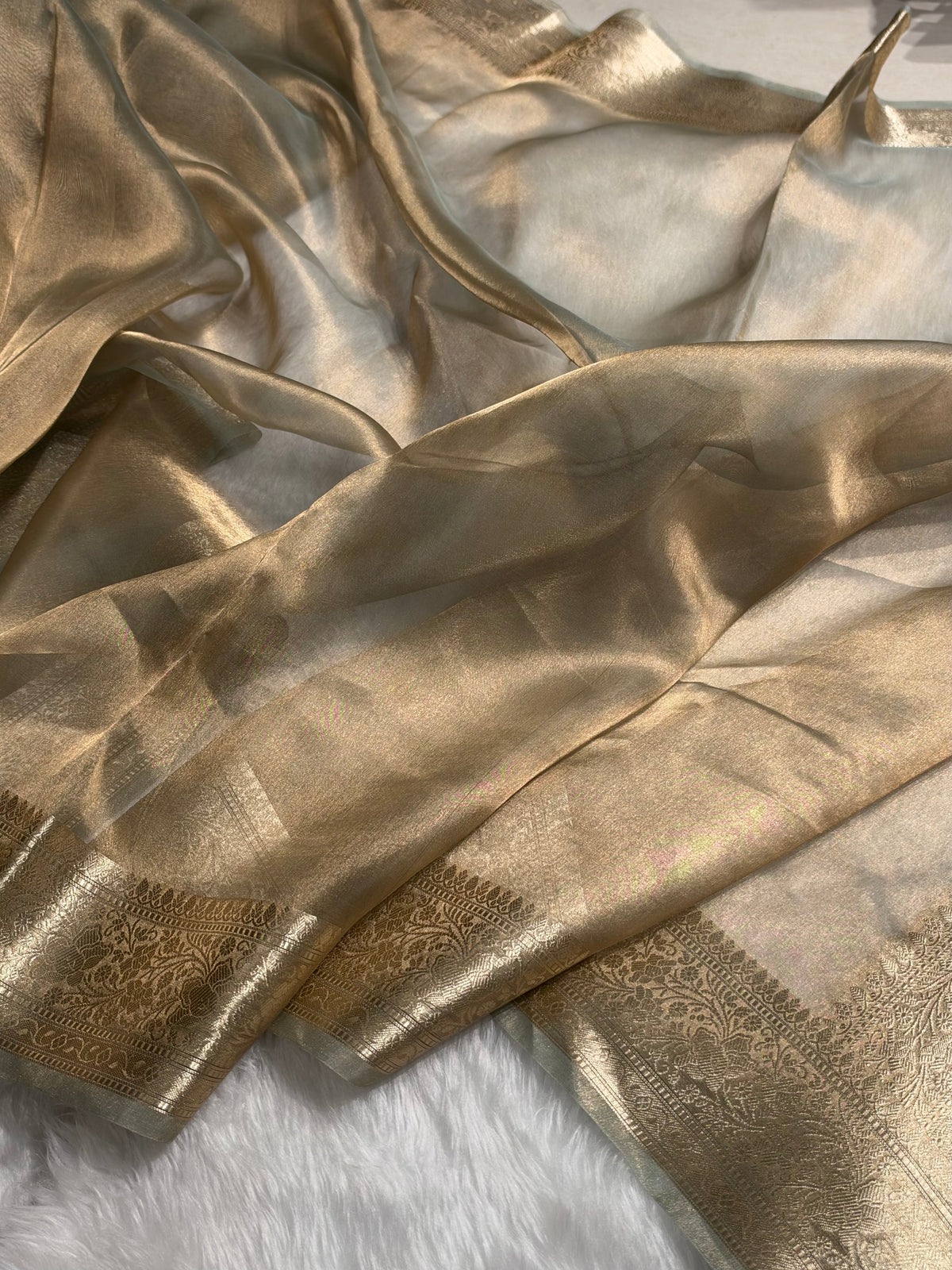 Banarasi Ivory Shades Pure Tissue Silk Saree PT-61