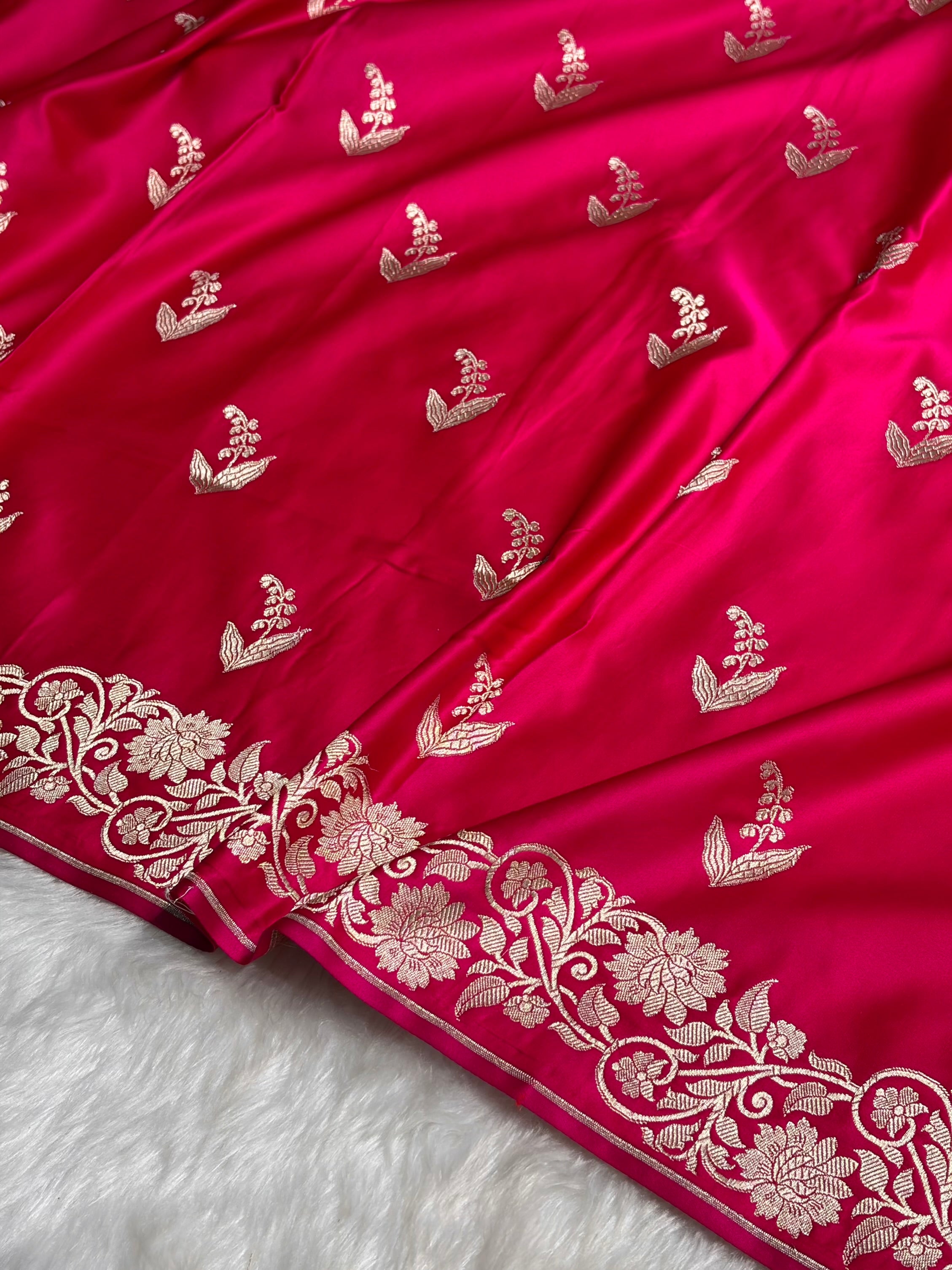 Cross Rani Boota With Floral Border Mashru Silk Saree MSM-90