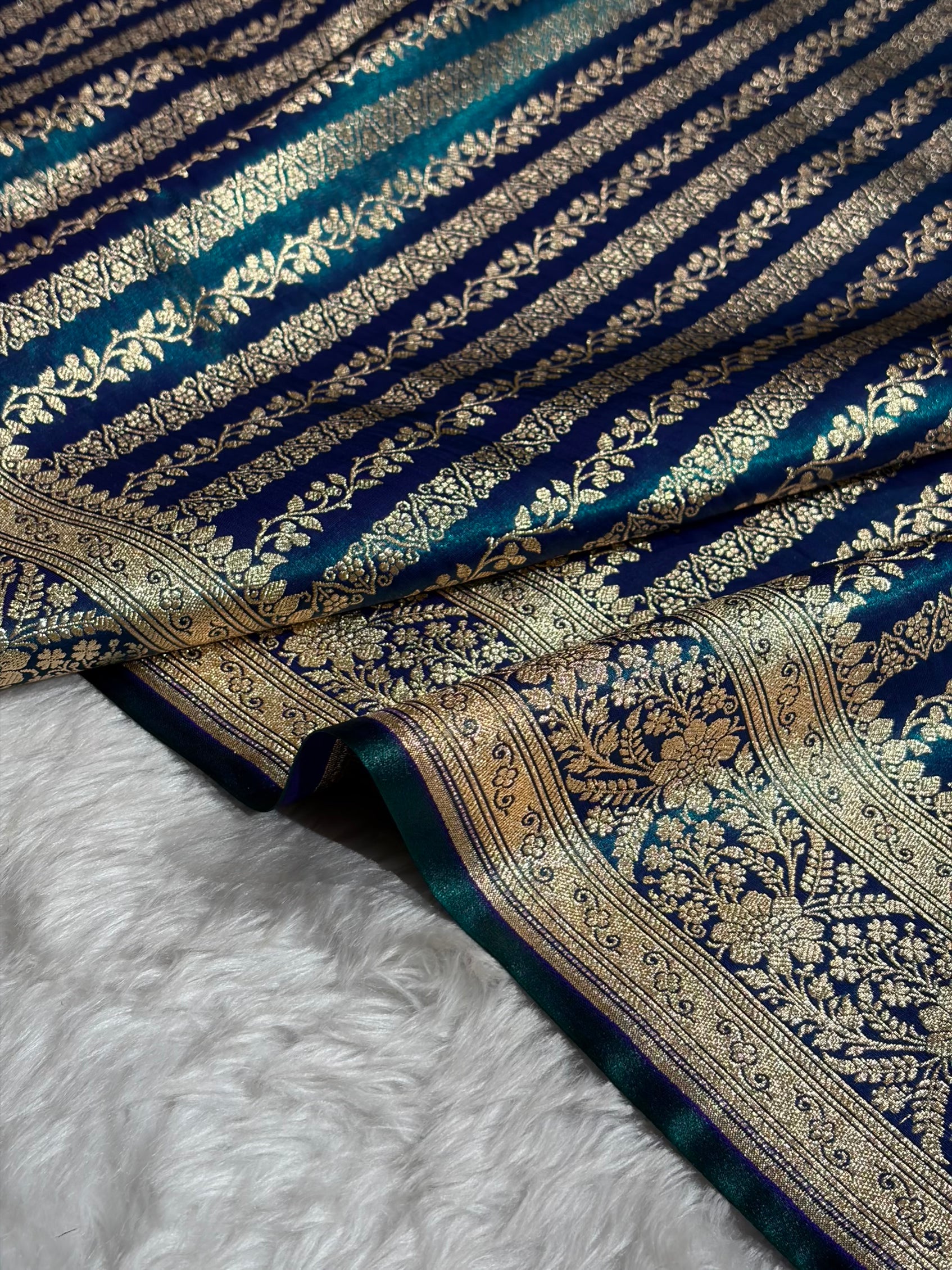 Peacock Shades Stripe Pattern Banarasi Satin Silk Saree SS46