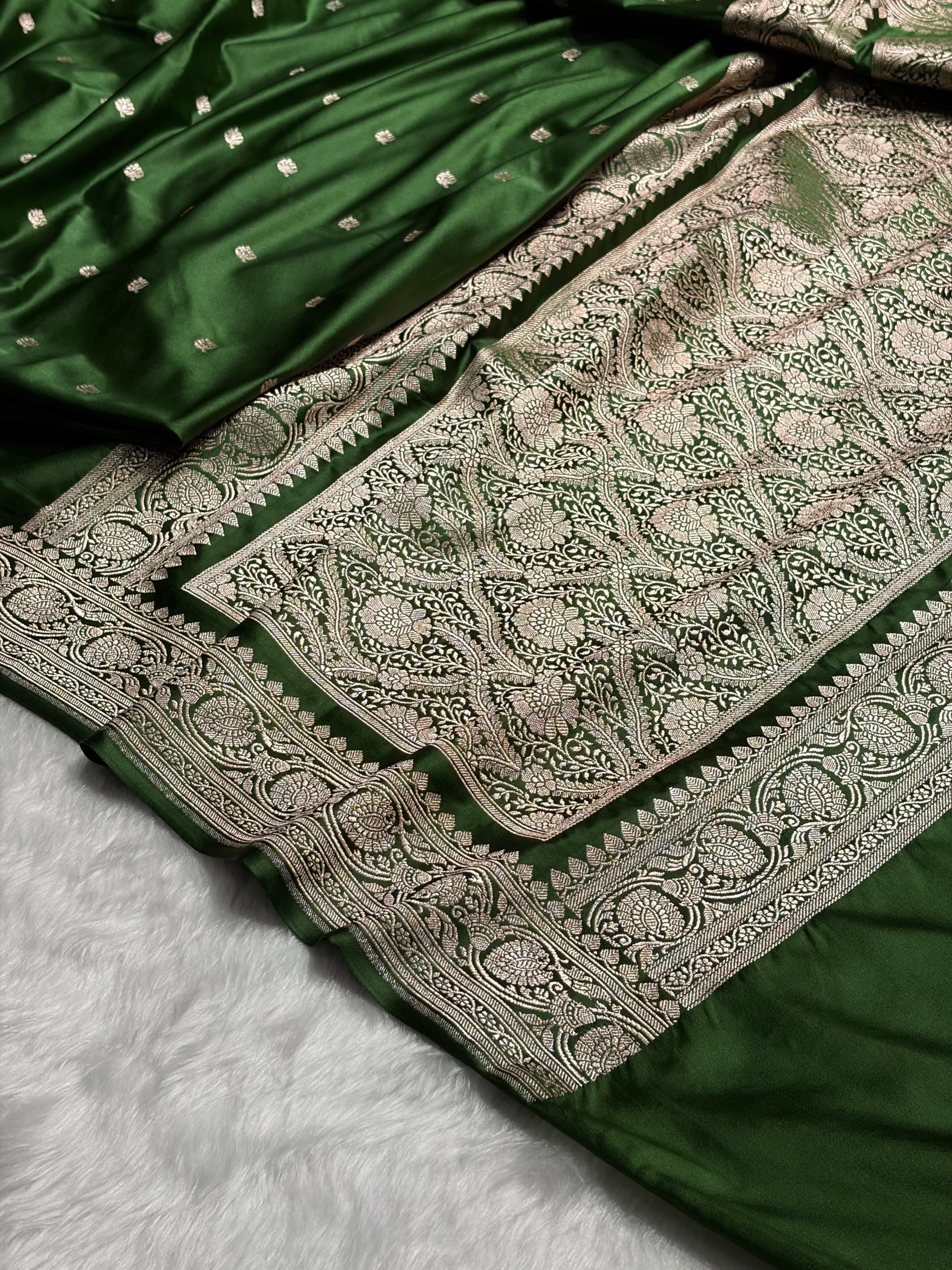 Banarasi Bottle Green Booti Mashru Silk Saree MS10