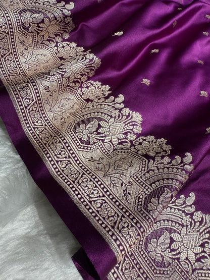 Navy Blue Shades Motif Booti Mashru Silk Saree