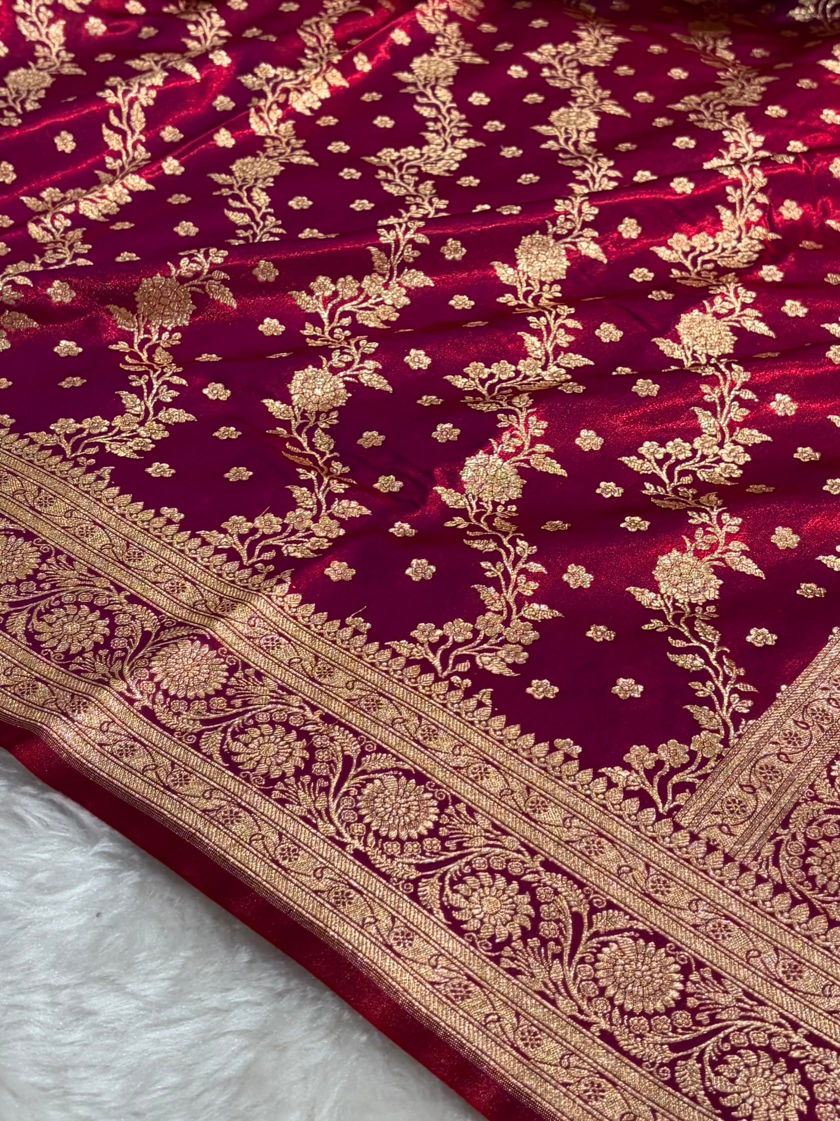 Banarasi Satin Silk Saree Cross with Booti in Magentic Red Shades SS24