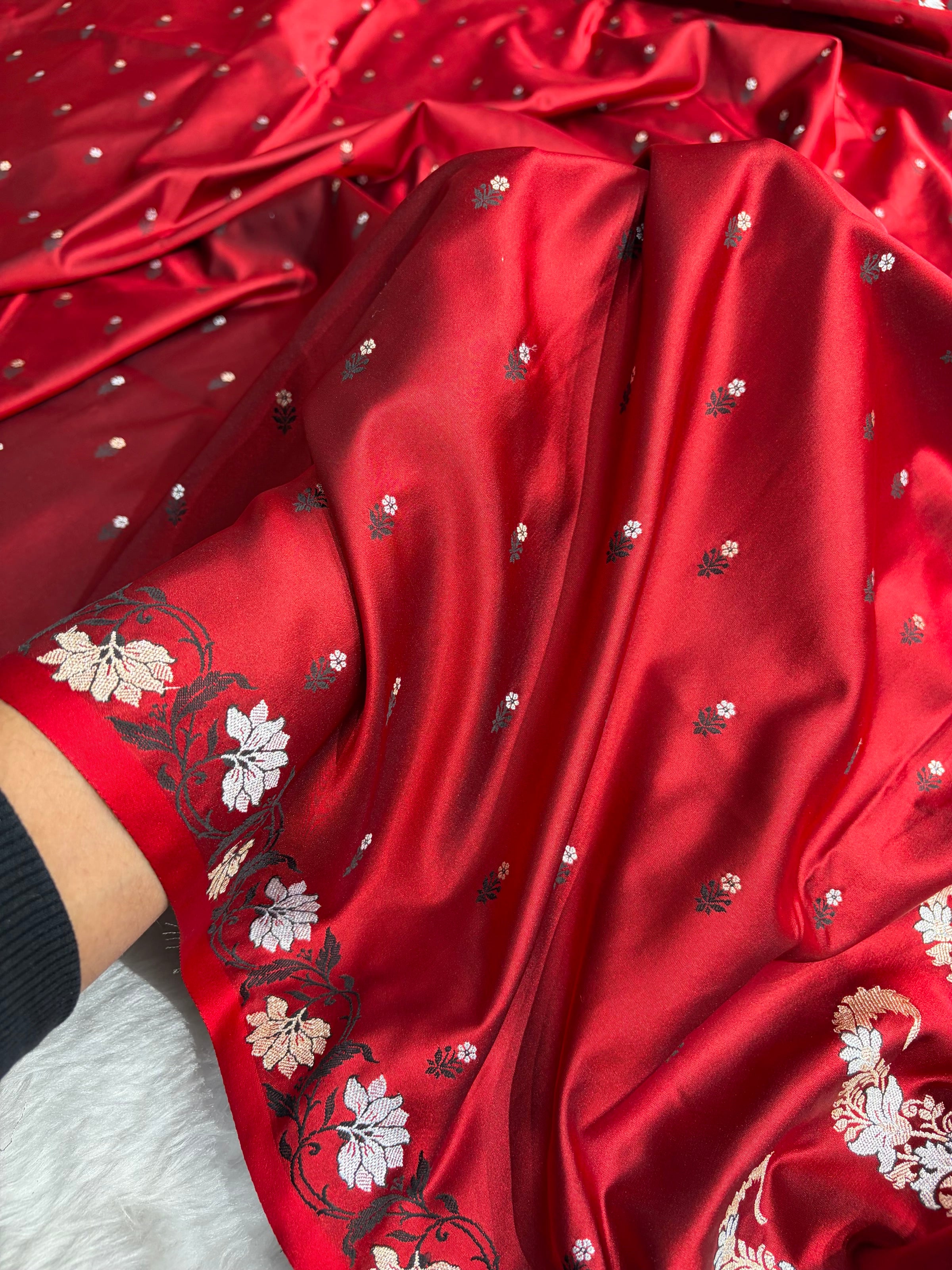 Cross Maroon Floral Boota With Floral Border Mashru Silk Saree MSM 78