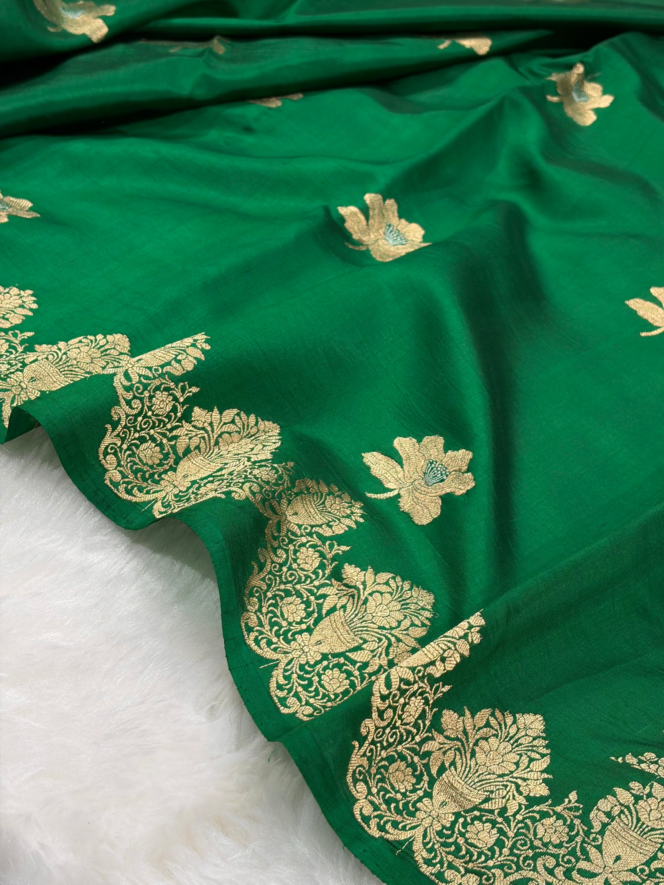 Banarasi Bottle Green Shades Minakari Boota Handwoven Pure Paper Silk RM-79