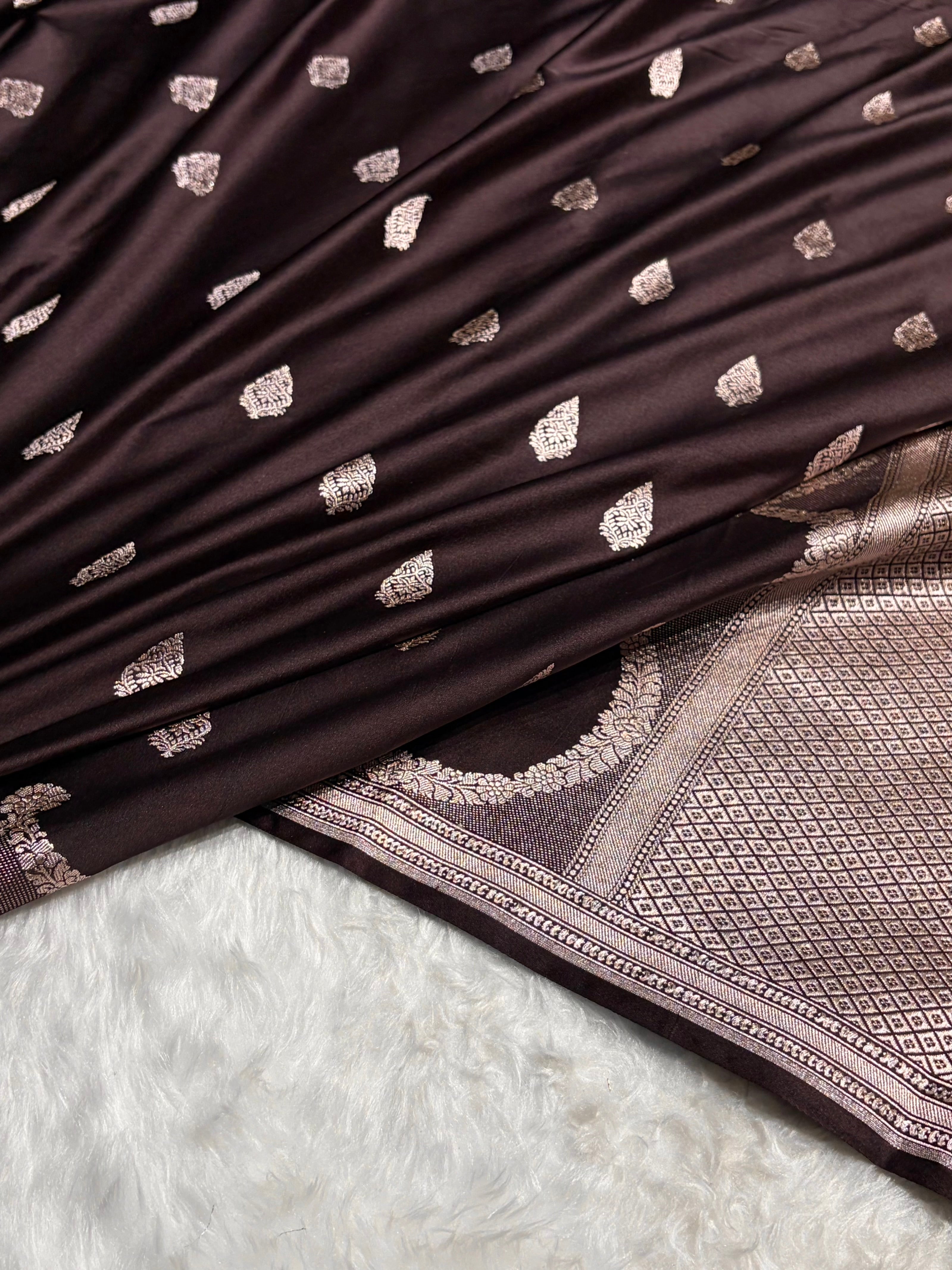 Dark Chocolate Shades Scallop Mashru Silk Saree MS20