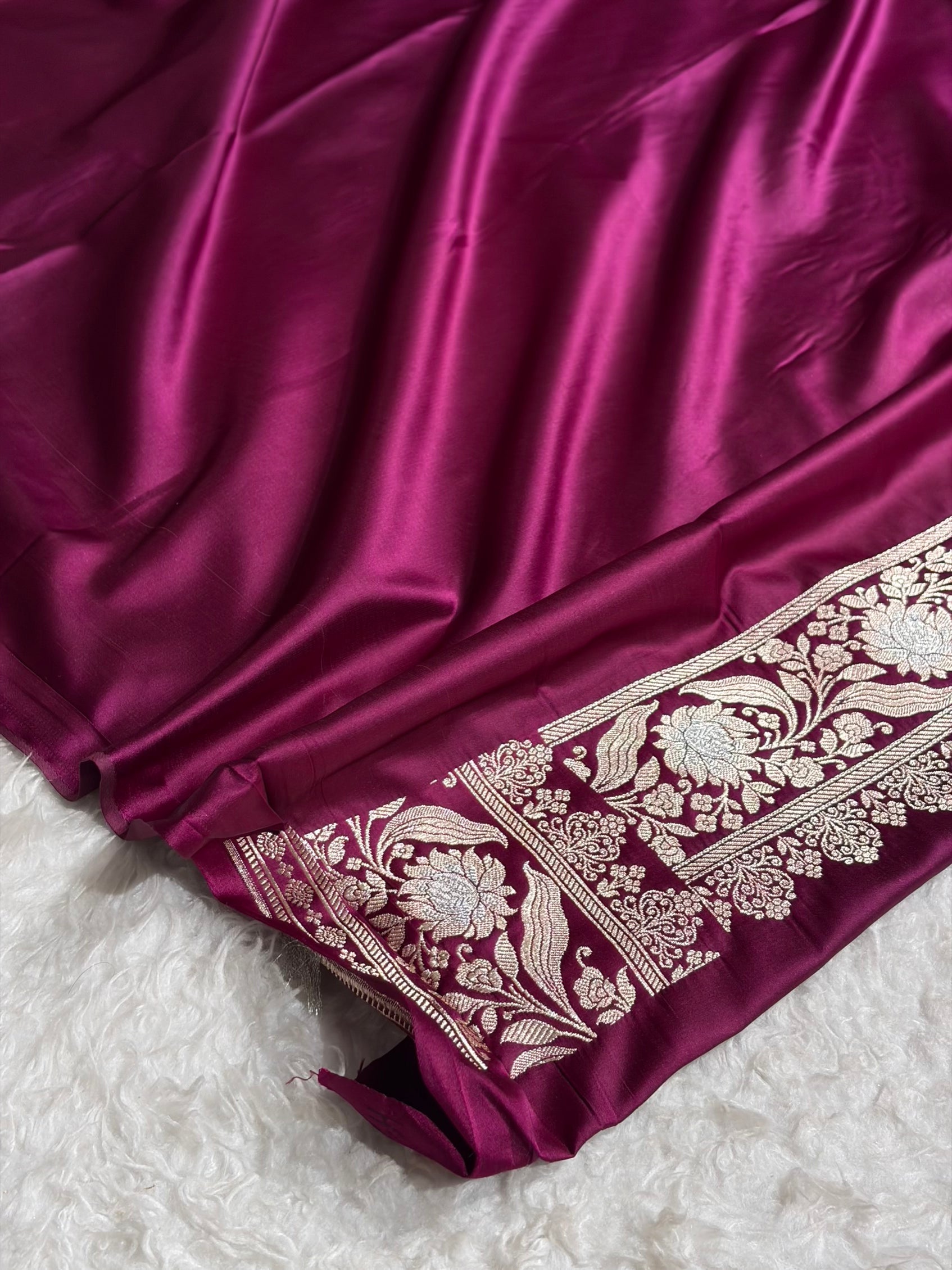 Wine Shades Banarasi Boota Pattern Minakari Floral Mashru Silk Saree MSM-122