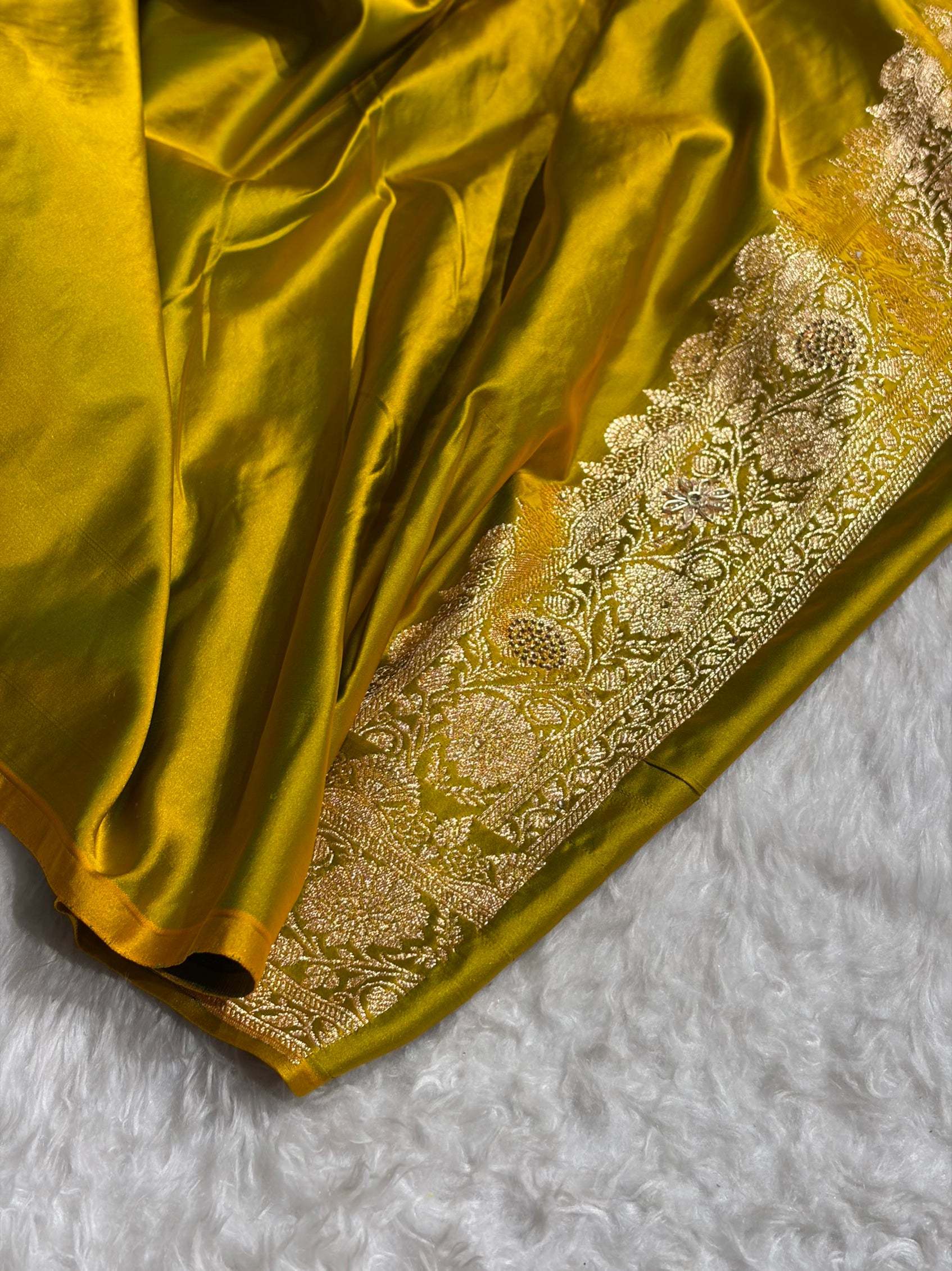 Liril Mahndi Shades Jaal Floral Pattern With Zardozi And Swarovski Stone Work Satin Katan Silk Saree BSK80