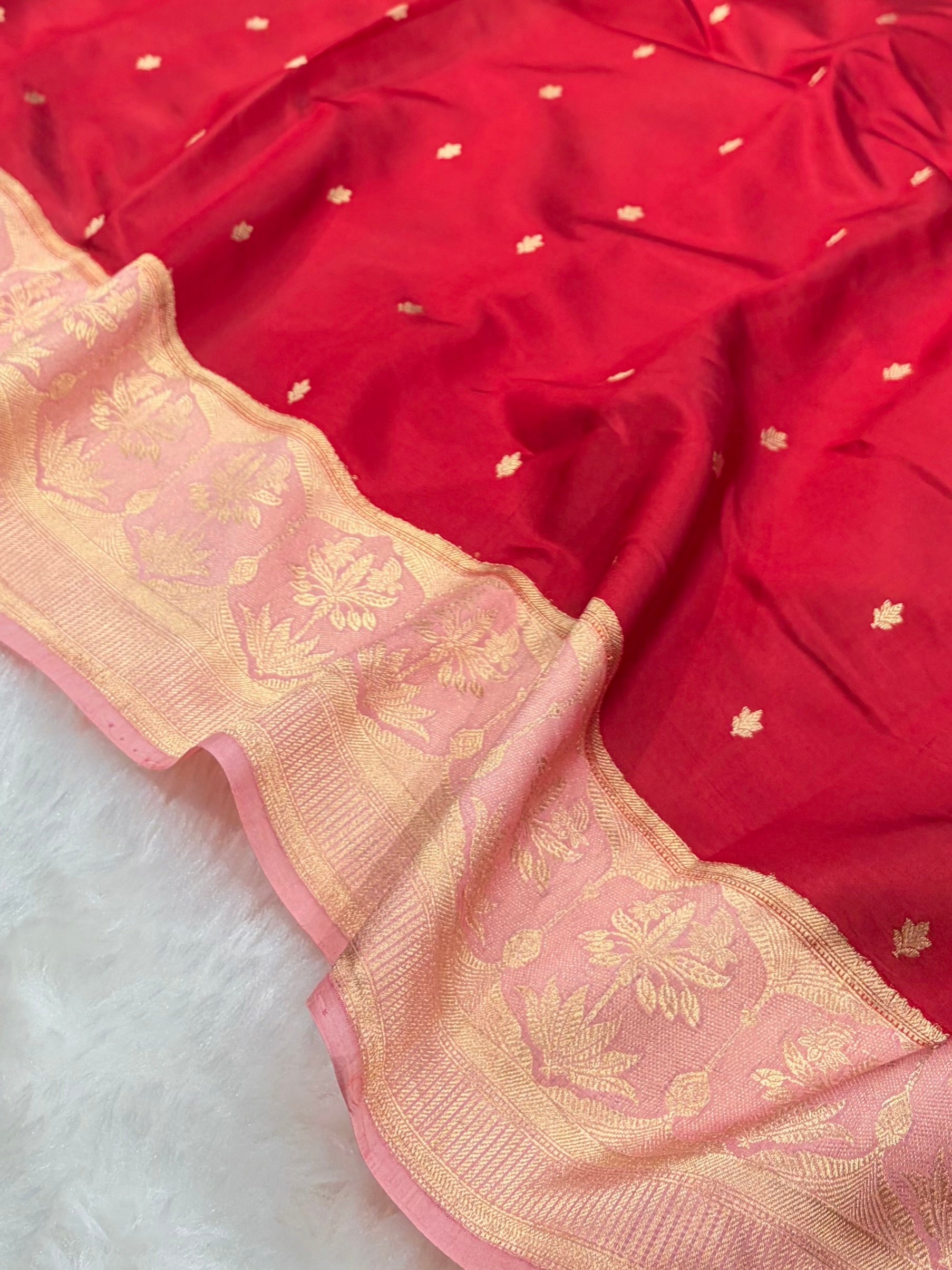 Banarasi Maroon With Peach Contrast Shades Handwoven Pure Paper Silk Saree RM-89