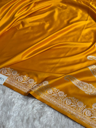 Mustard Shade With Booti Pattern Mashru Silk Saree