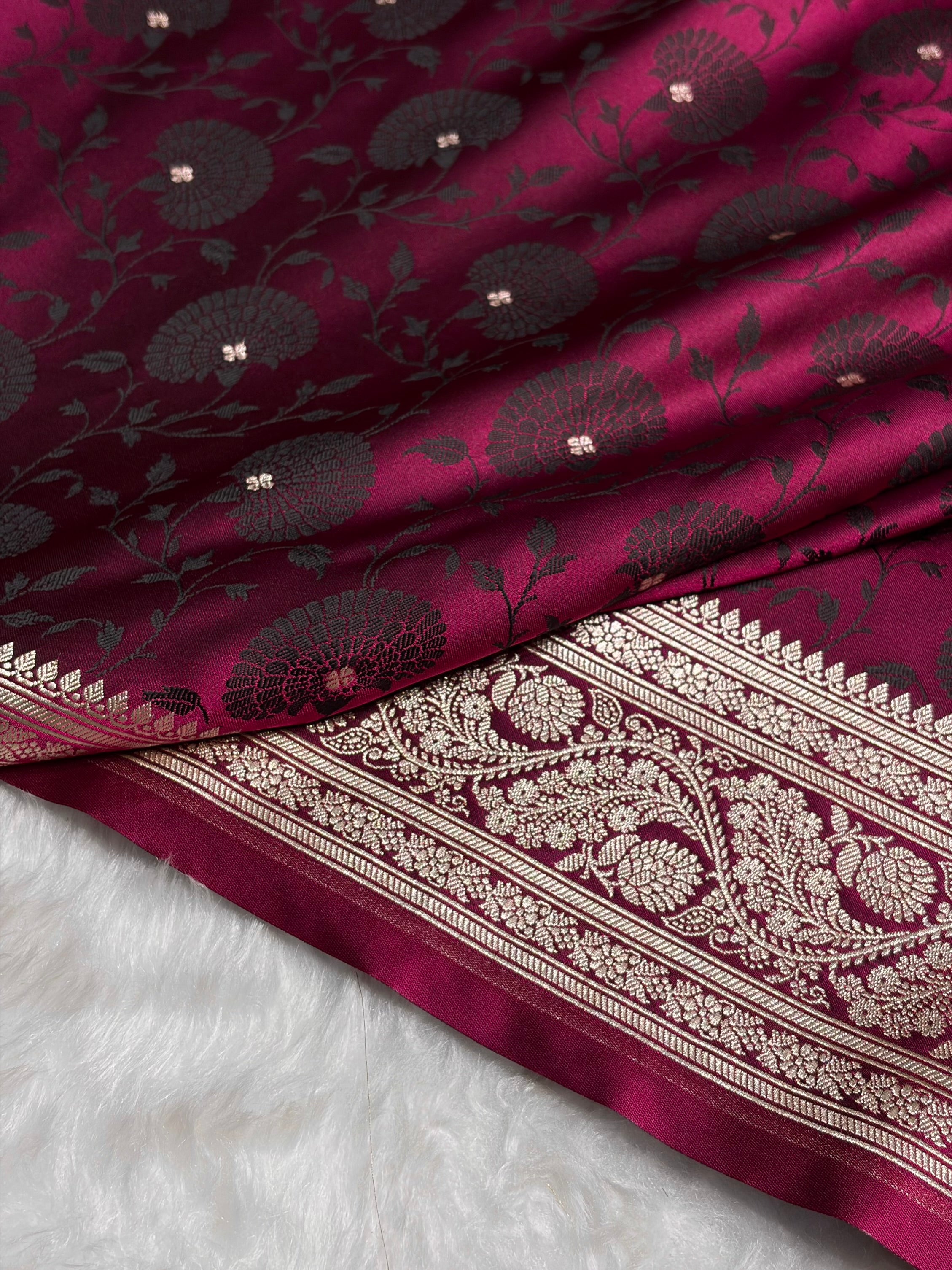 Garnet Shades Tanchoi Motif Mashru Silk Saree MST-11