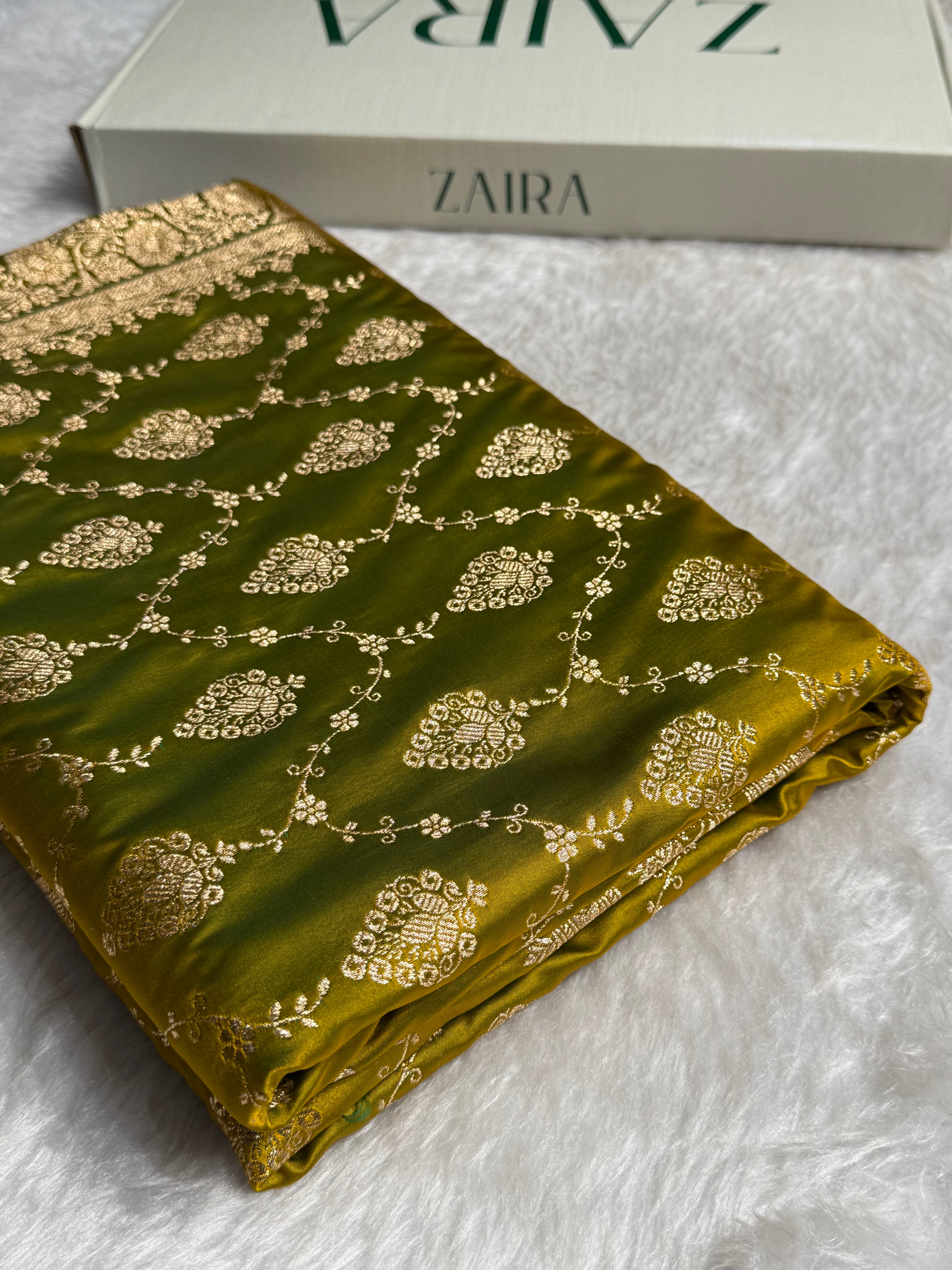 Mehandi Green Floral Jaal Pattern Satin Katan Silk saree SK42