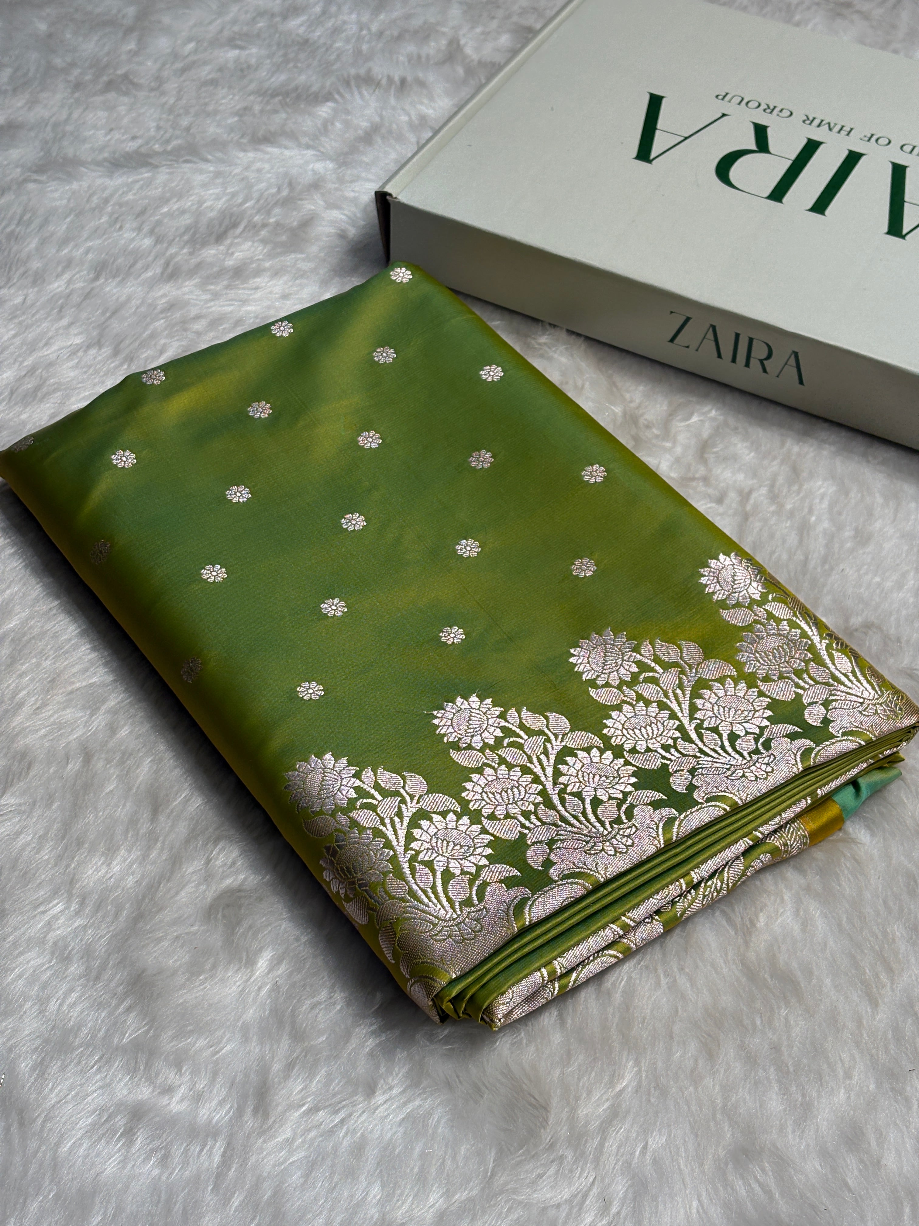 Liril Green Floral Boota With Floral Border Mashru Silk Saree MSM 79