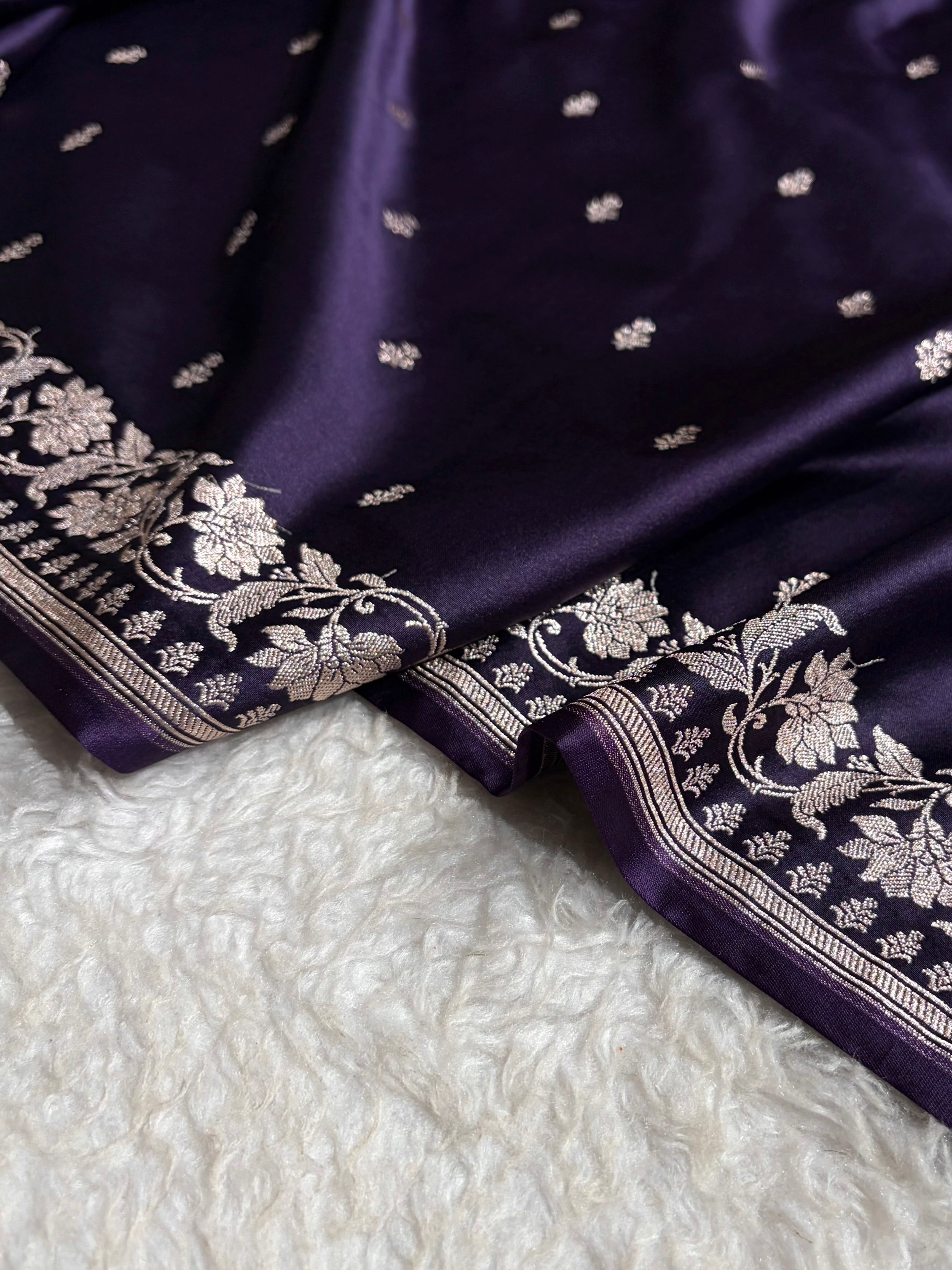 Banarasi Dark Purple Shades Floral Mashru Silk Saree MS88