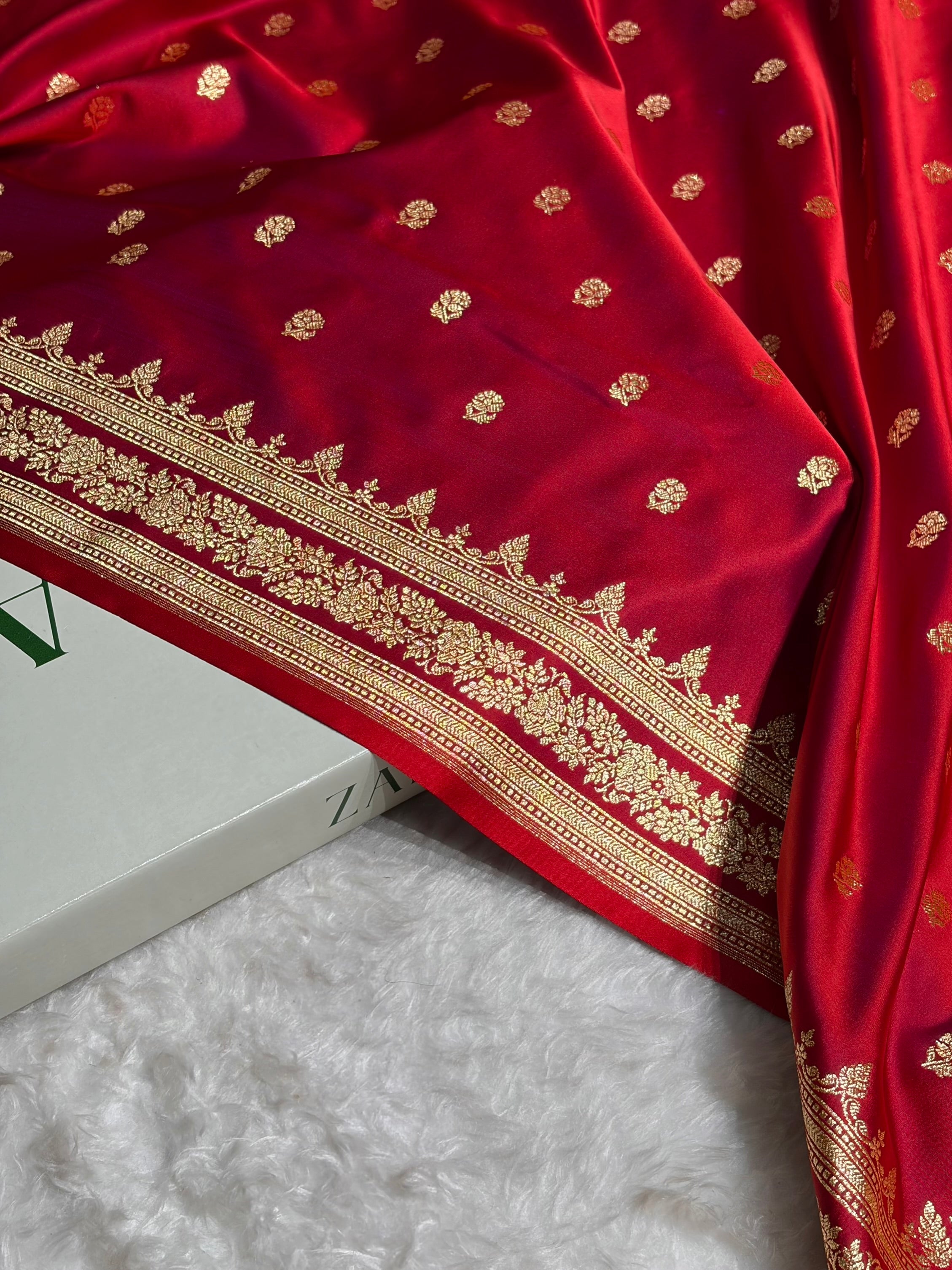 Magentic Red Floral Pattern Satin Katan Silk Saree SK76