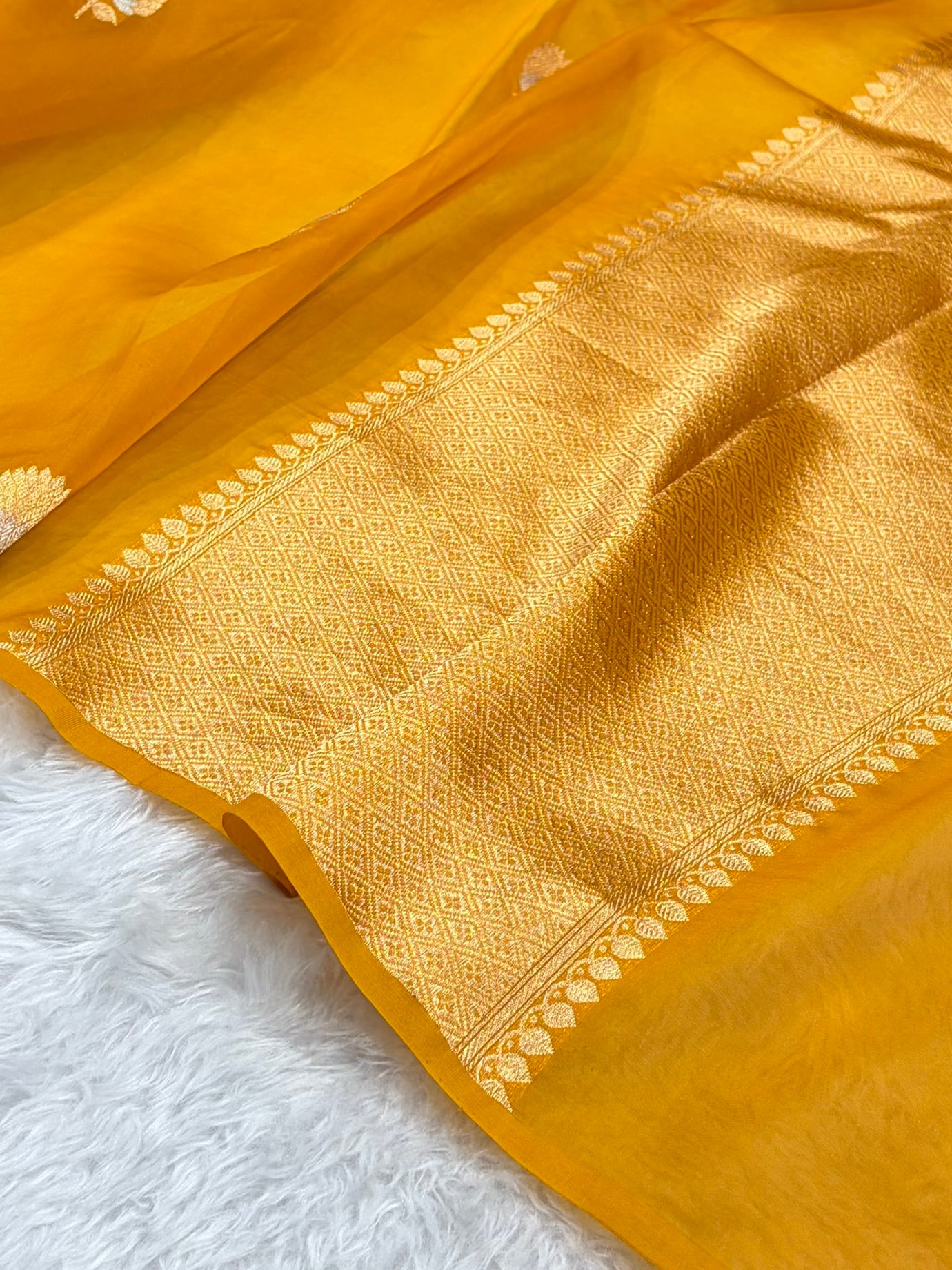 Pure Banarasi Organza Mustard Shades With Minakari Floral Banarasi Silk Saree PO-23