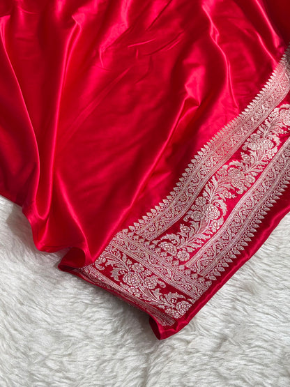Banarasi Floral Pattern in Red Shades Floral Mashru Silk Saree MCS97