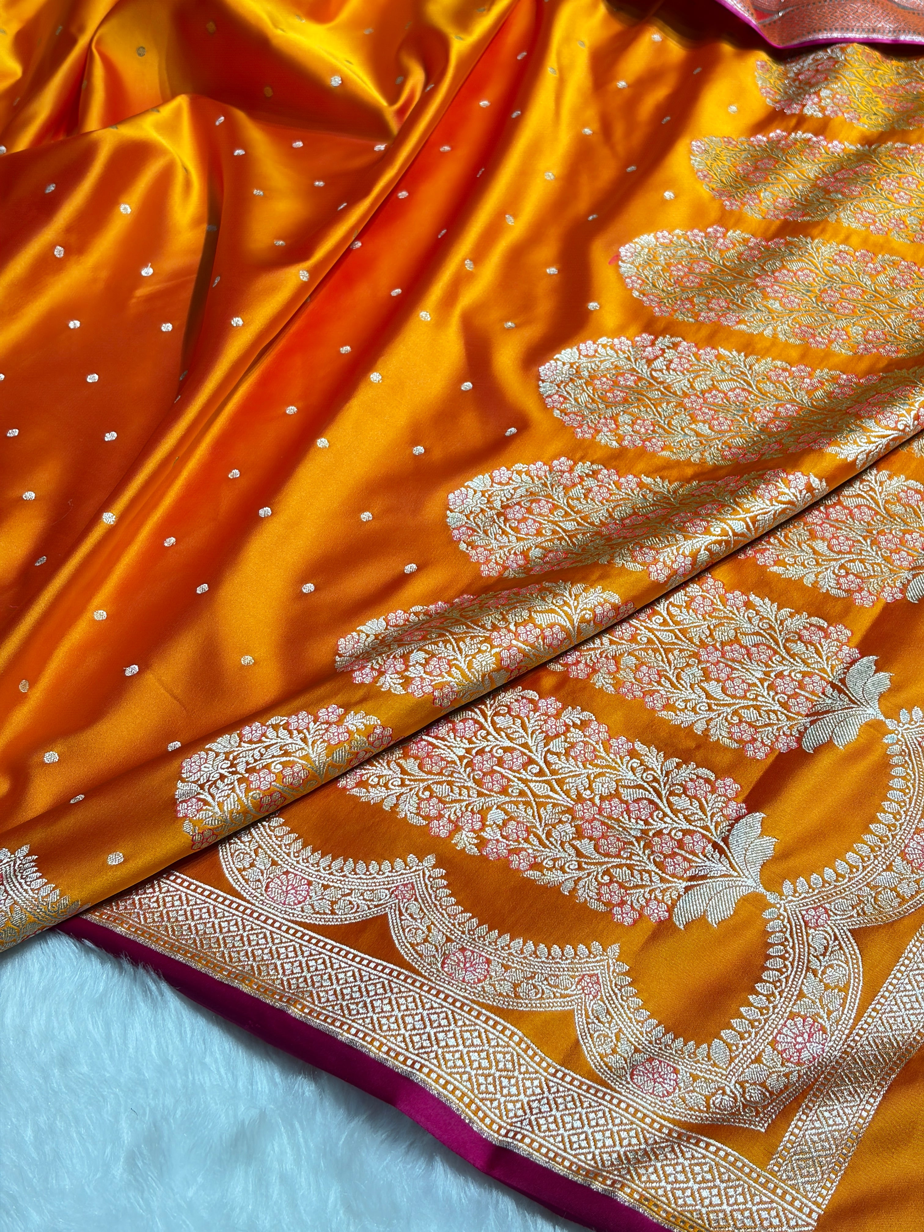 Orange Shades Scallop Motif Booti Mashru Silk Saree MSM-56