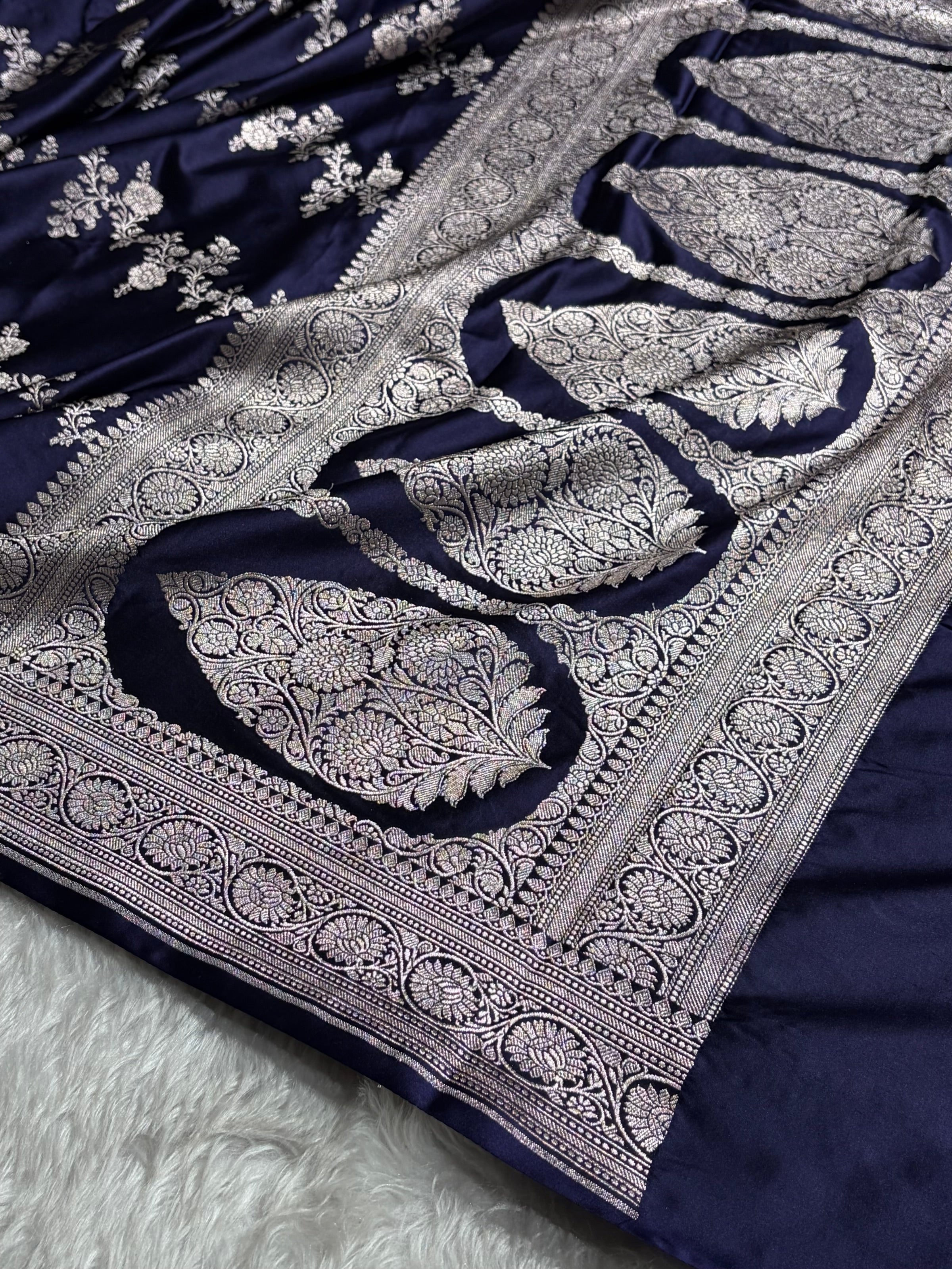 Navy Blue Shades Banarasi Cross Mashru Silk Saree