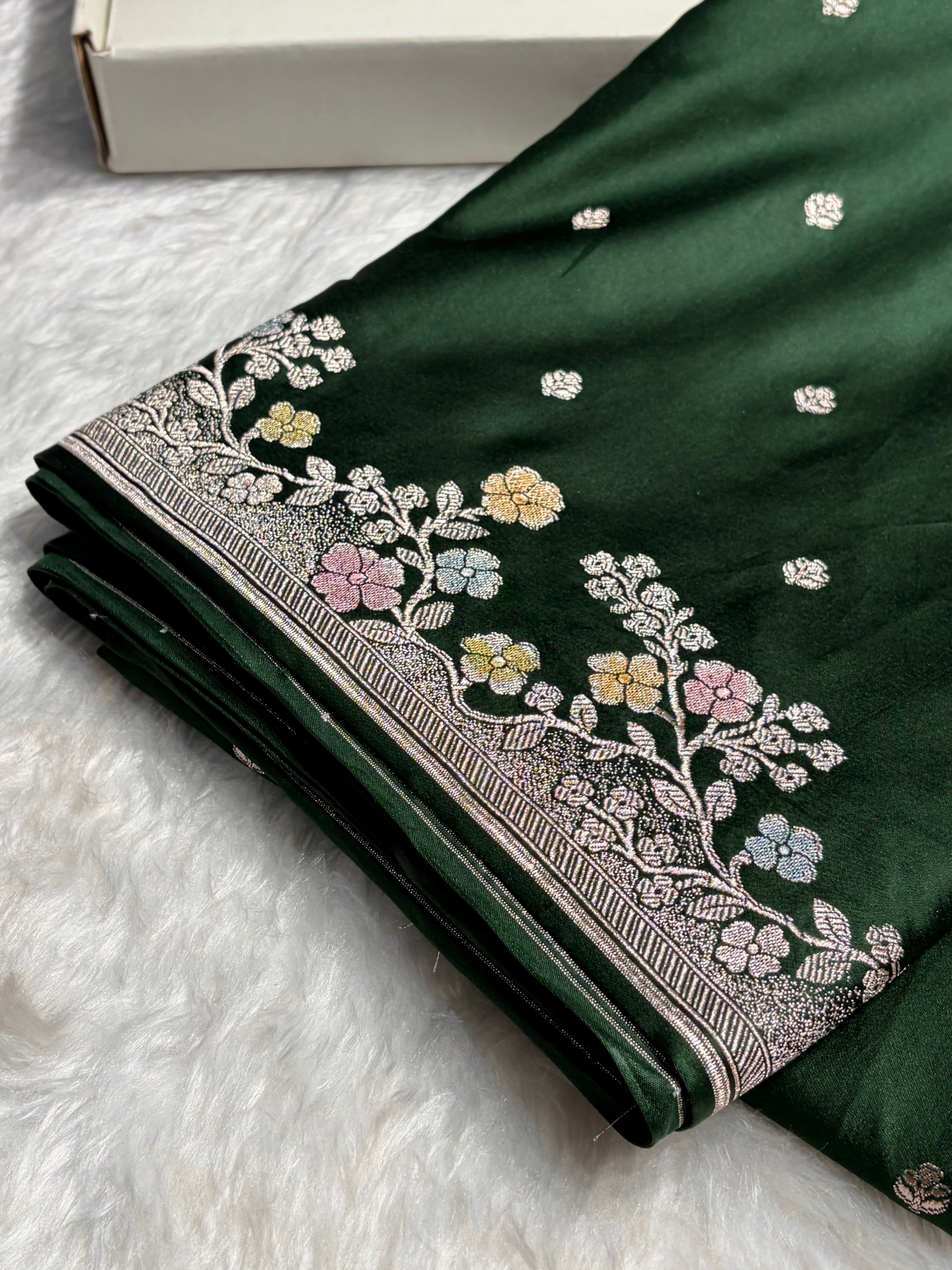 Bottle Green Shades Minakari Floral Border Booti Mashru Silk Saree MS75