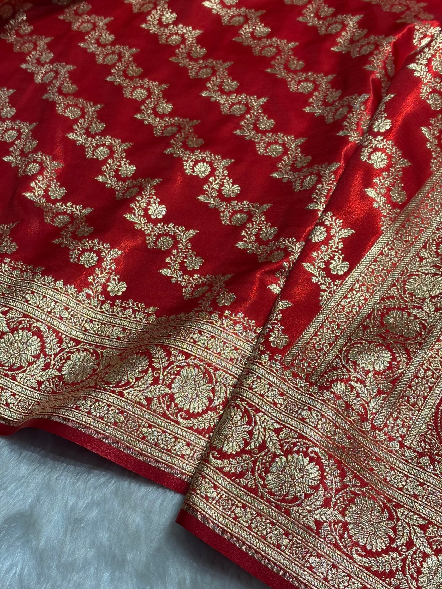 Ruby Red Shades Banarasi Satin Silk Saree SS32