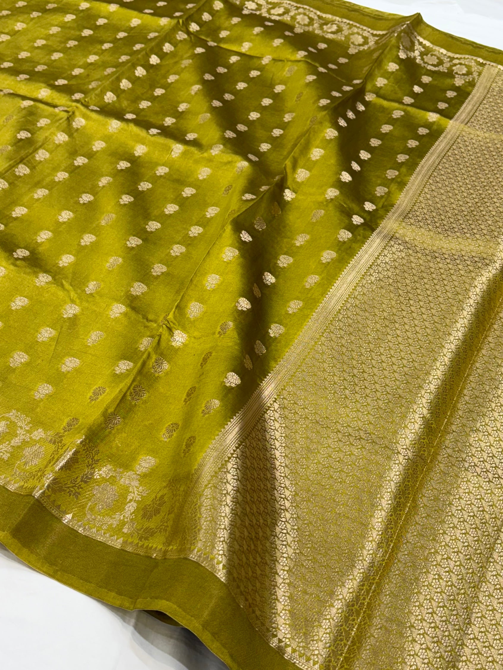 Mehndi Flower Booti Pure Caramel Silk Saree