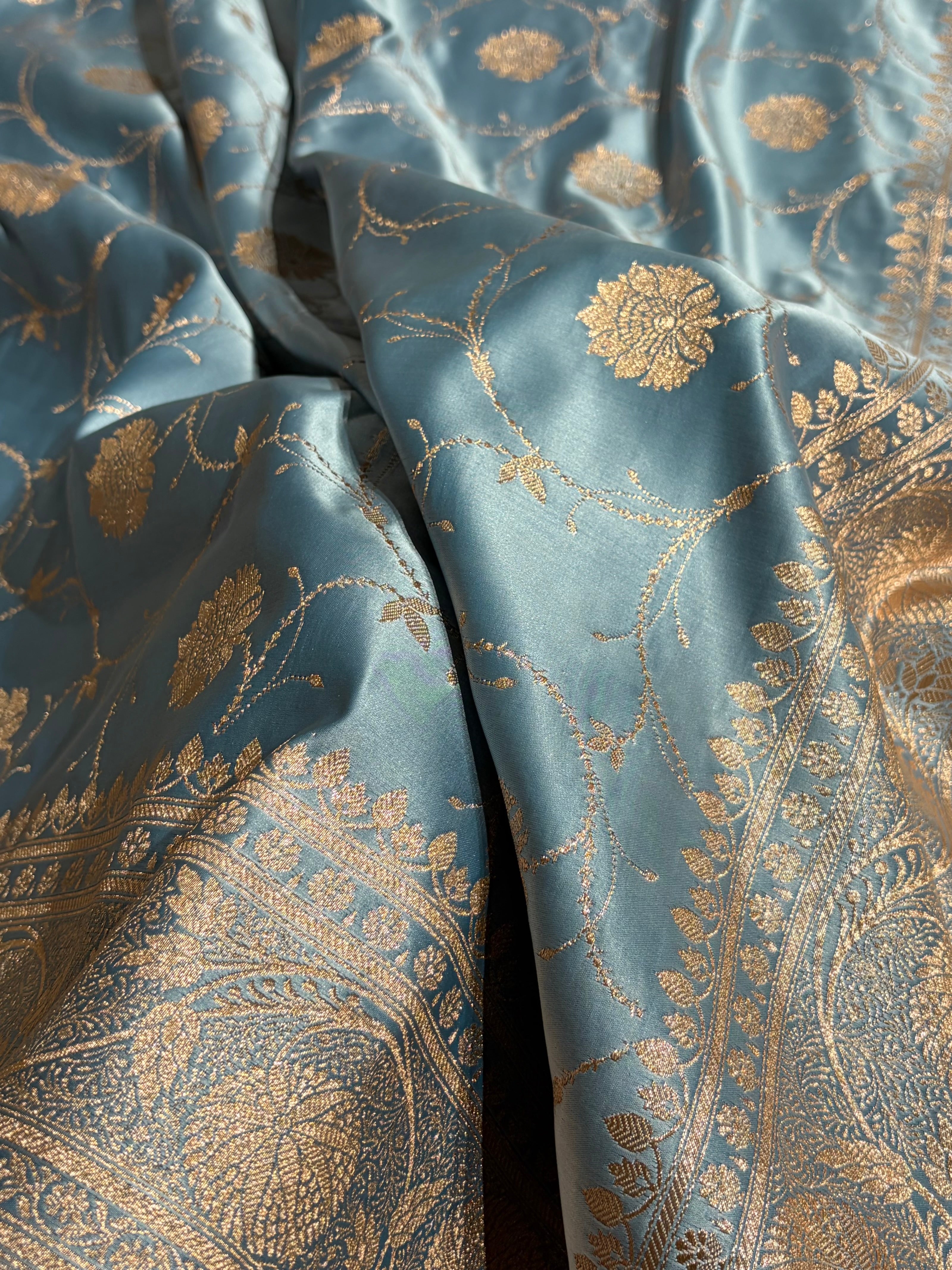 Grape Shades Banarasi Jaal Satin Katan Silk Saree SK06
