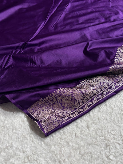 Banarasi Cross Pattern in Purple Shades Floral Mashru Silk Saree MCS93