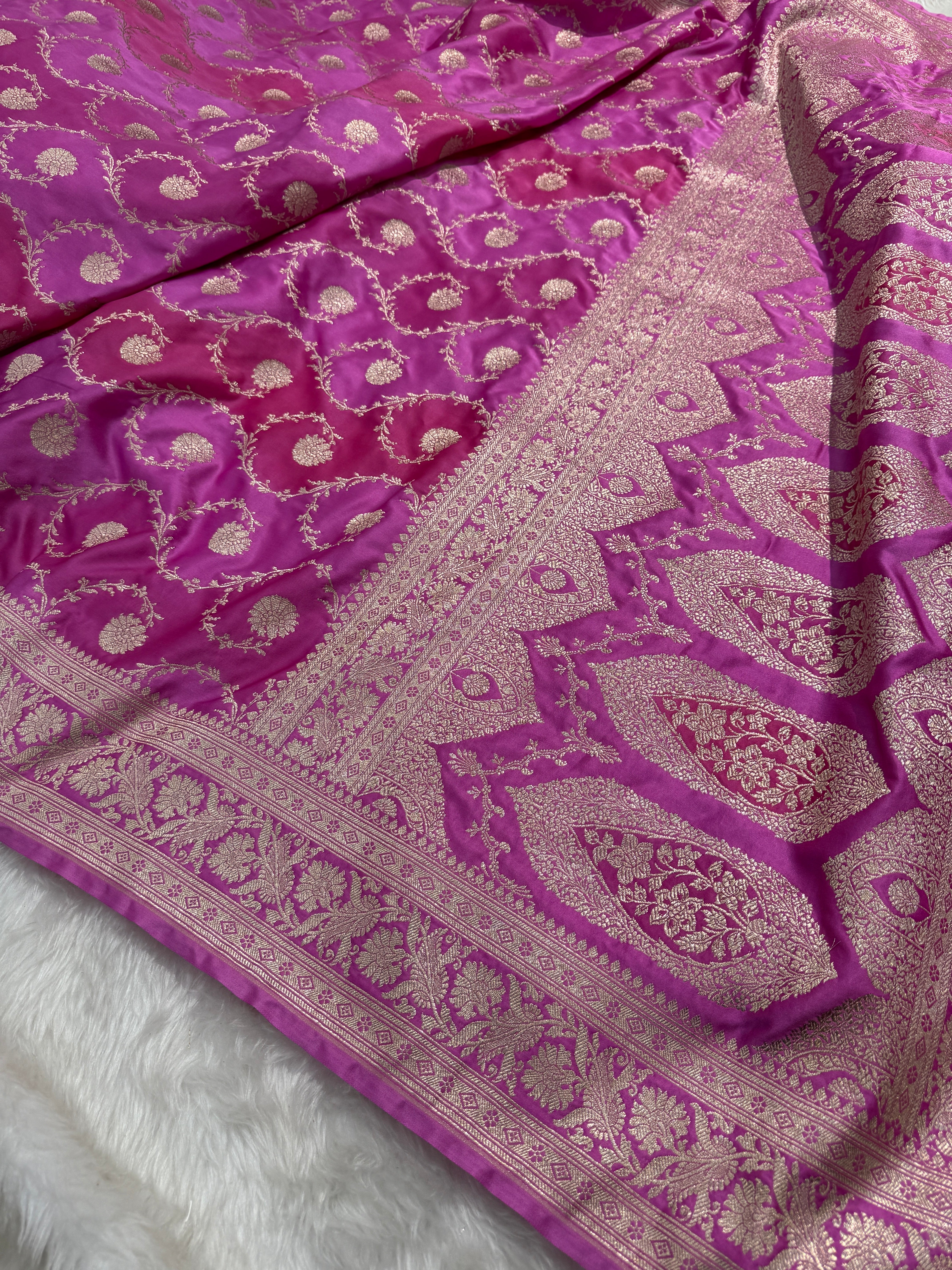 Pink Shades Jaal Rangkart Mashru Silk Saree