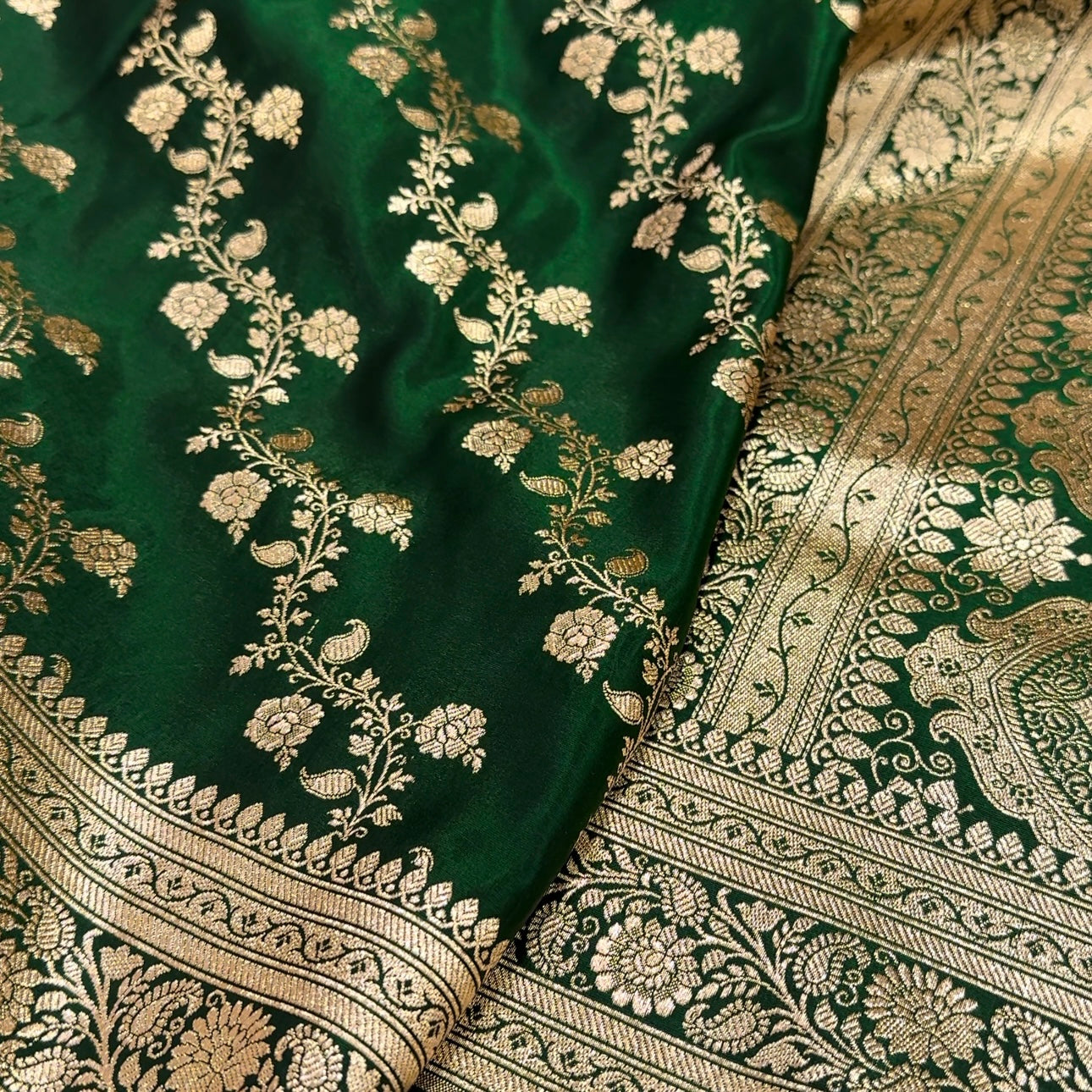 Banarasi Pattern Bottle Green Cross Satin Silk Saree