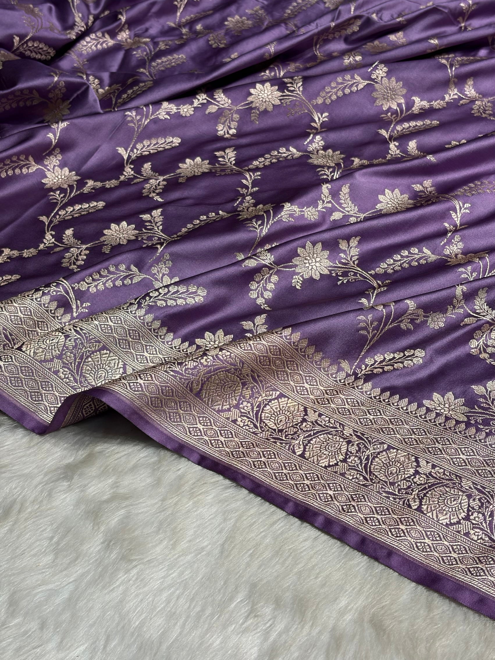 Lavender Banarasi Jaal Mashru Silk Saree MS23