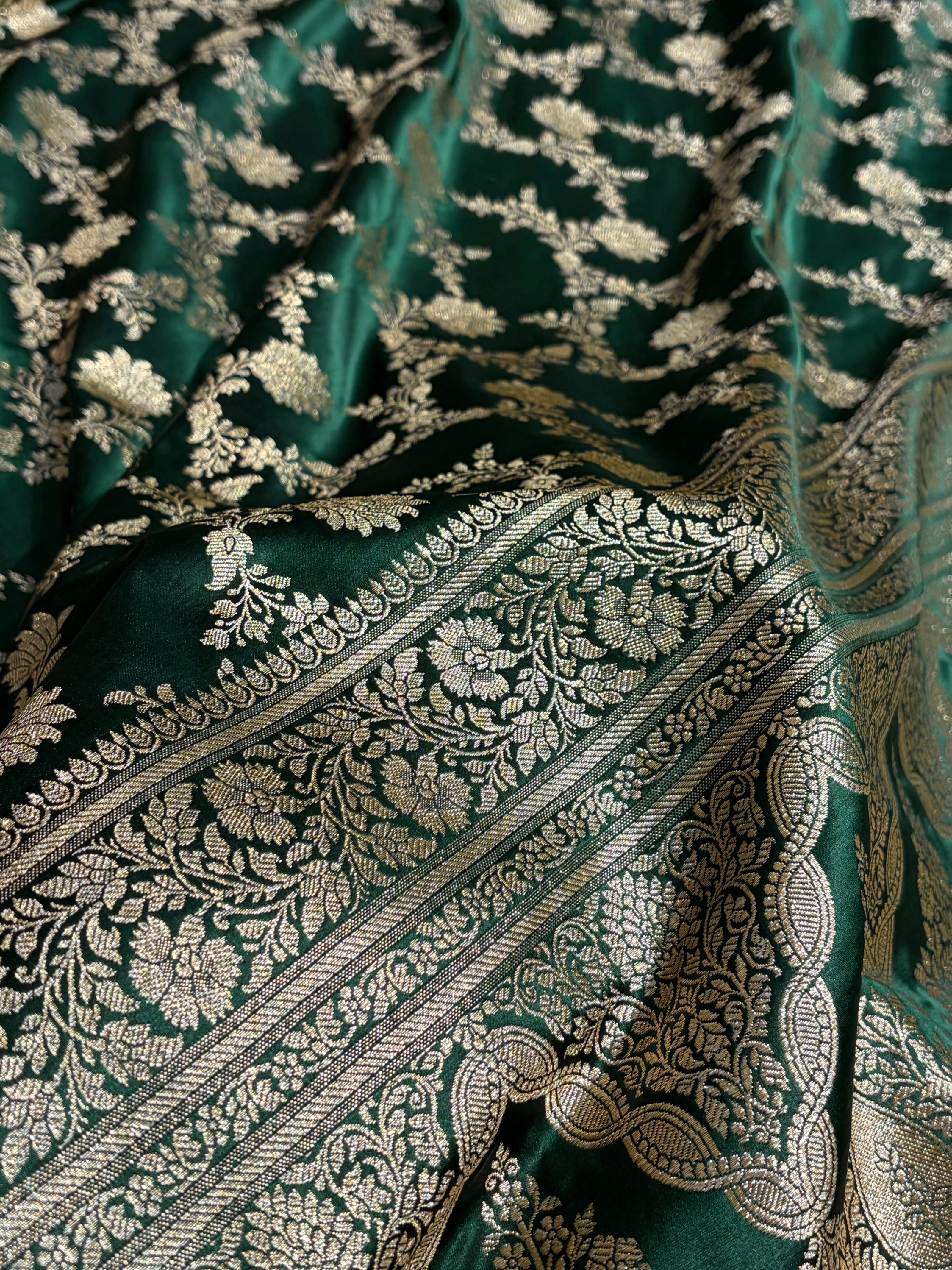 Banarasi Satin Katan Saree Floral Jaal Pattern in Dark Bottle Green Shades SK144