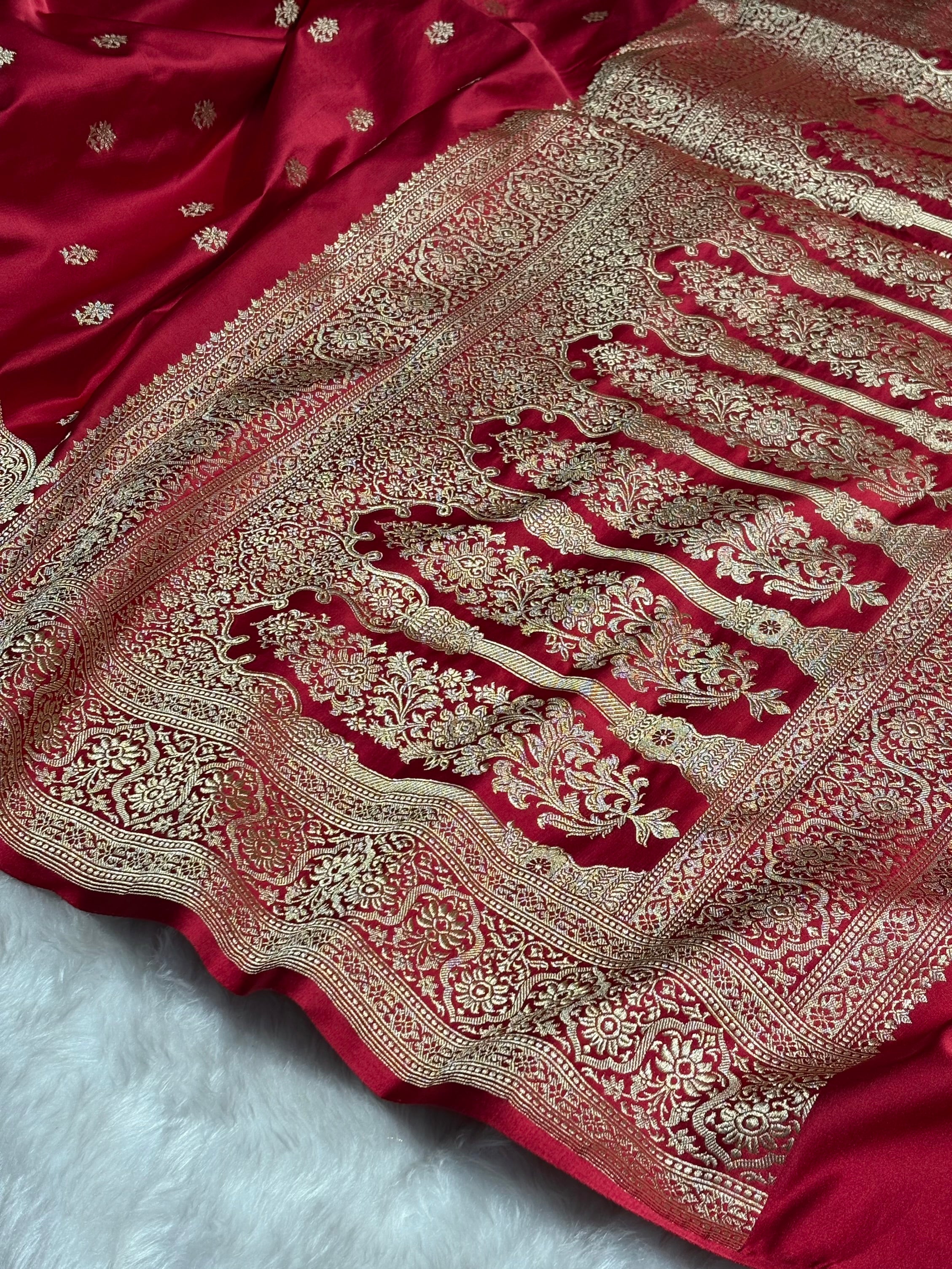 Maroon Floral Booti Katan Silk Saree SK62