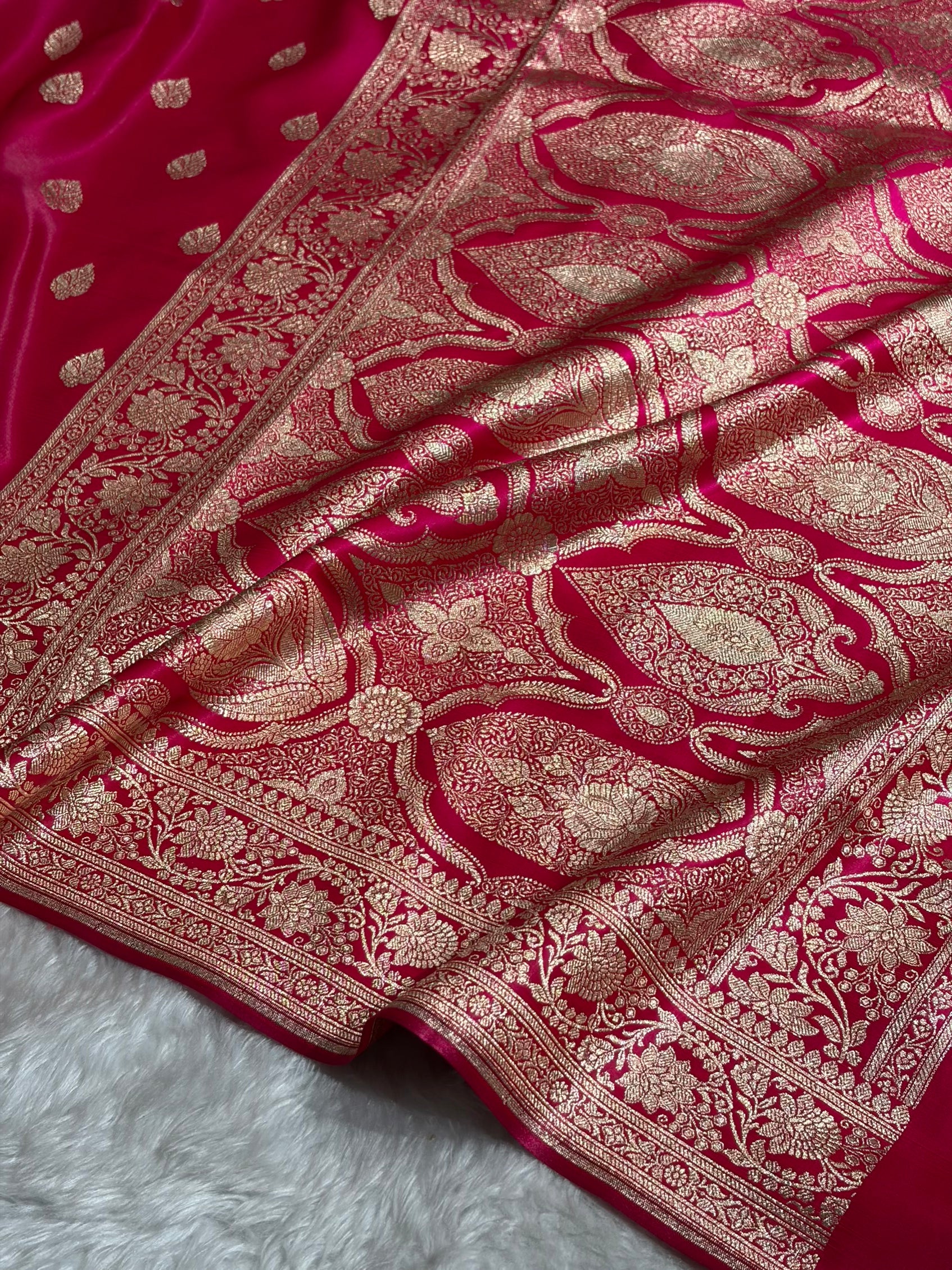 Cross Rani Shades Booti Pattern Banarasi Satin Silk Saree SS58