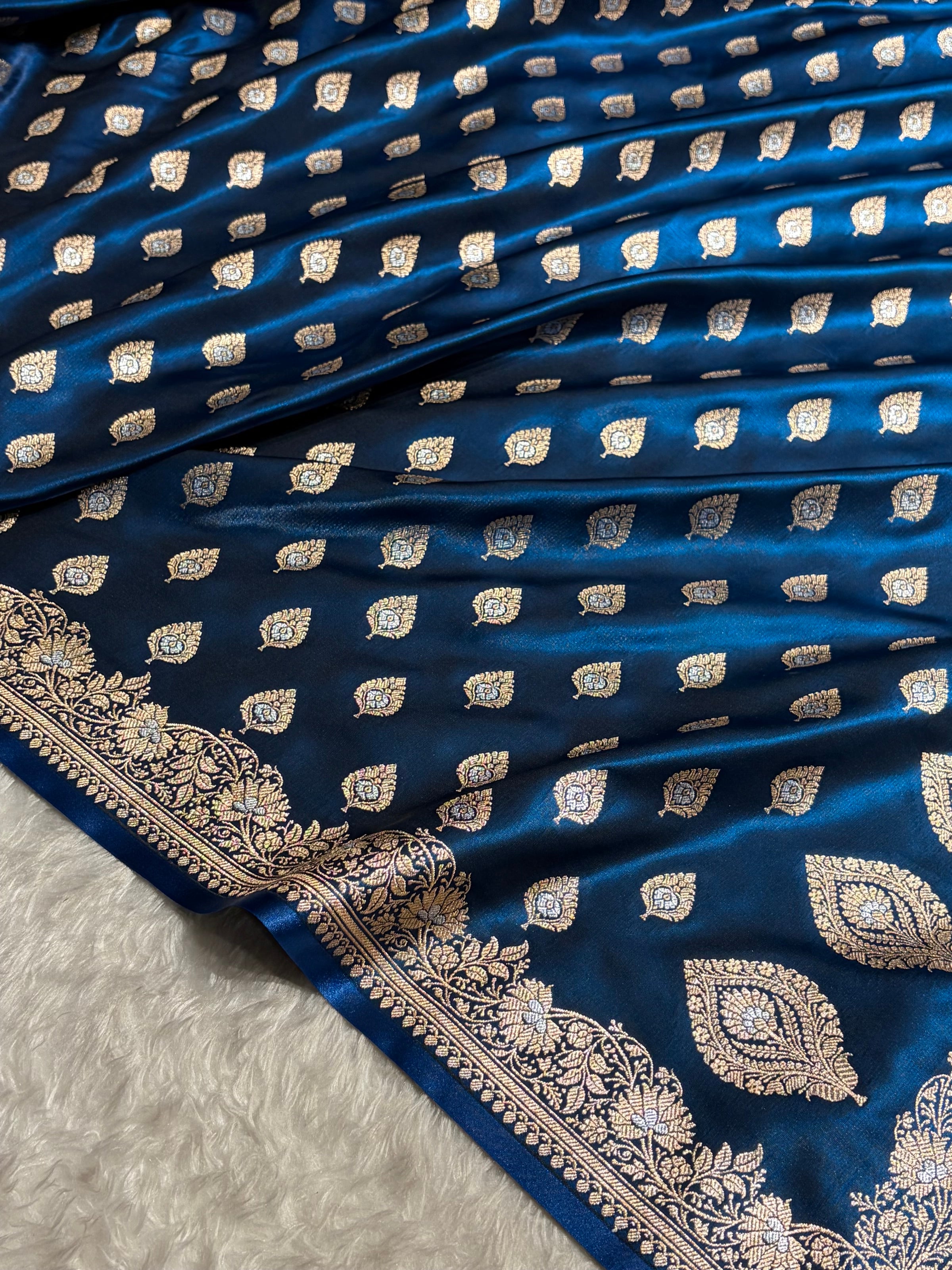 Banarasi German Blue Shades Minakari Booti Pattern Banarasi Satin Silk Saree SS60