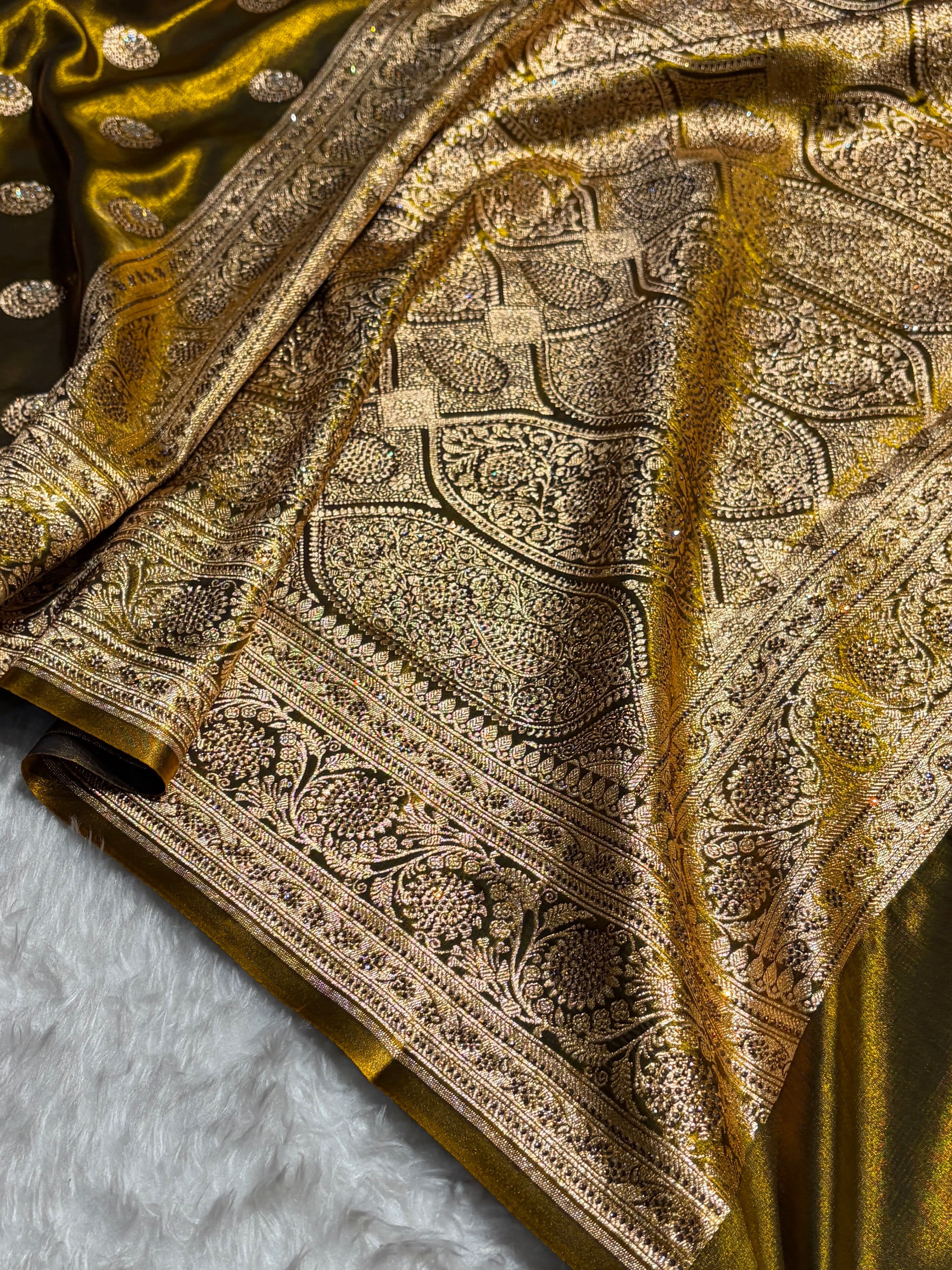 Chand Tara Mehendi Boota With Traditional Banarasi Swarovski Work BSS04 (R)