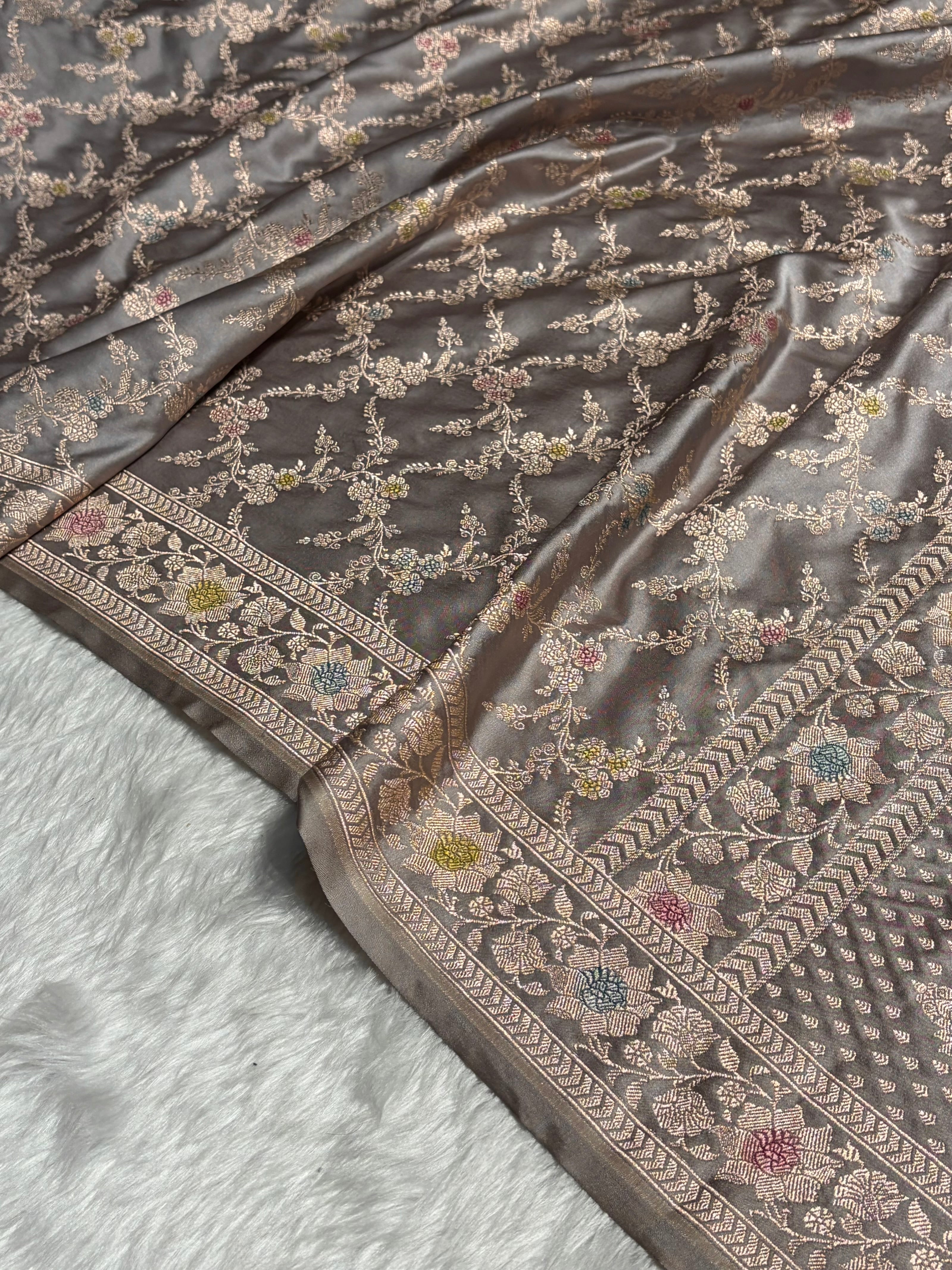 Gray Shade Minakari with Jaal Pattern Mashru Silk Saree MS56